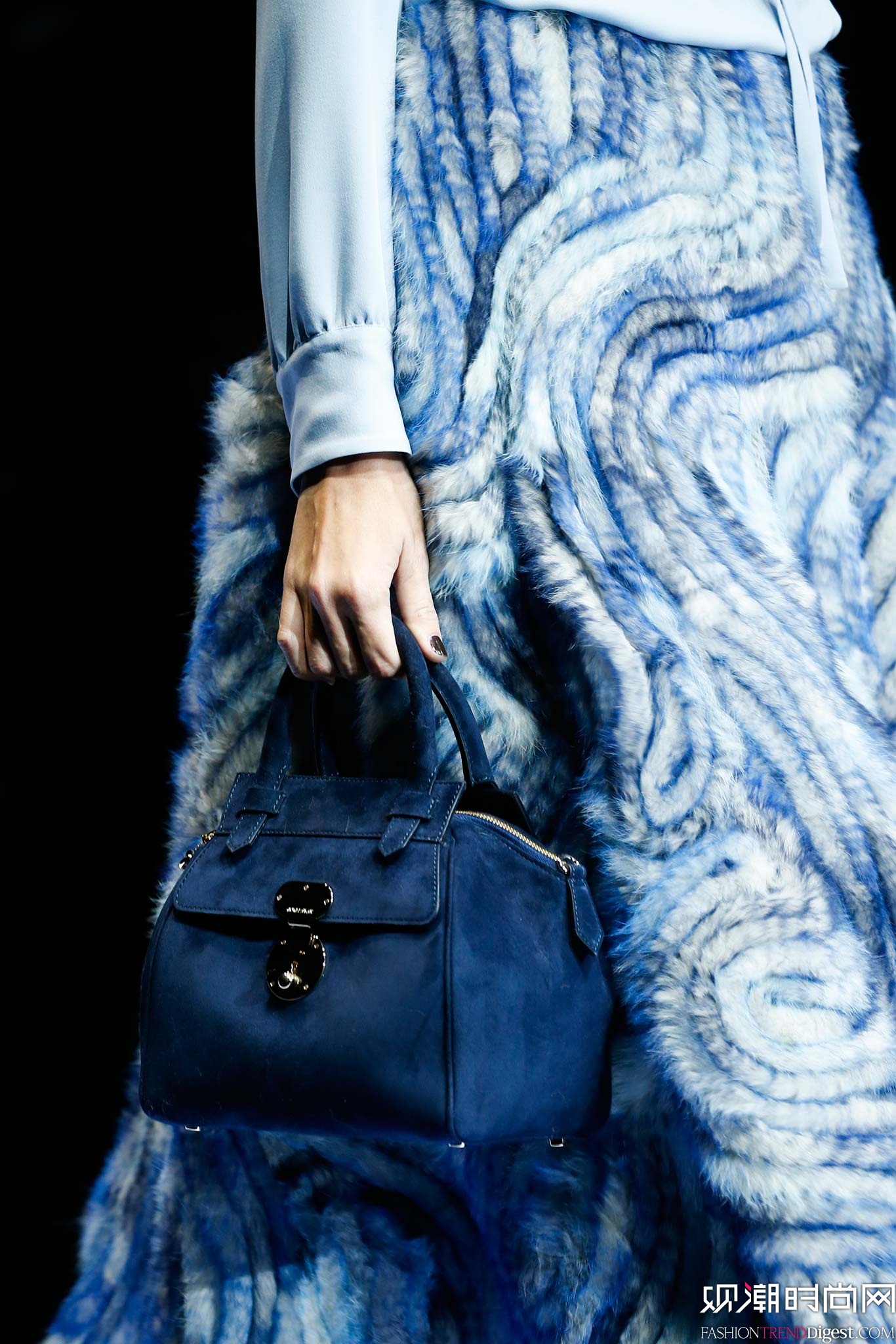 Giorgio Armani 2015�ﶬʱװ��ϵ���㳡����ͼƬ