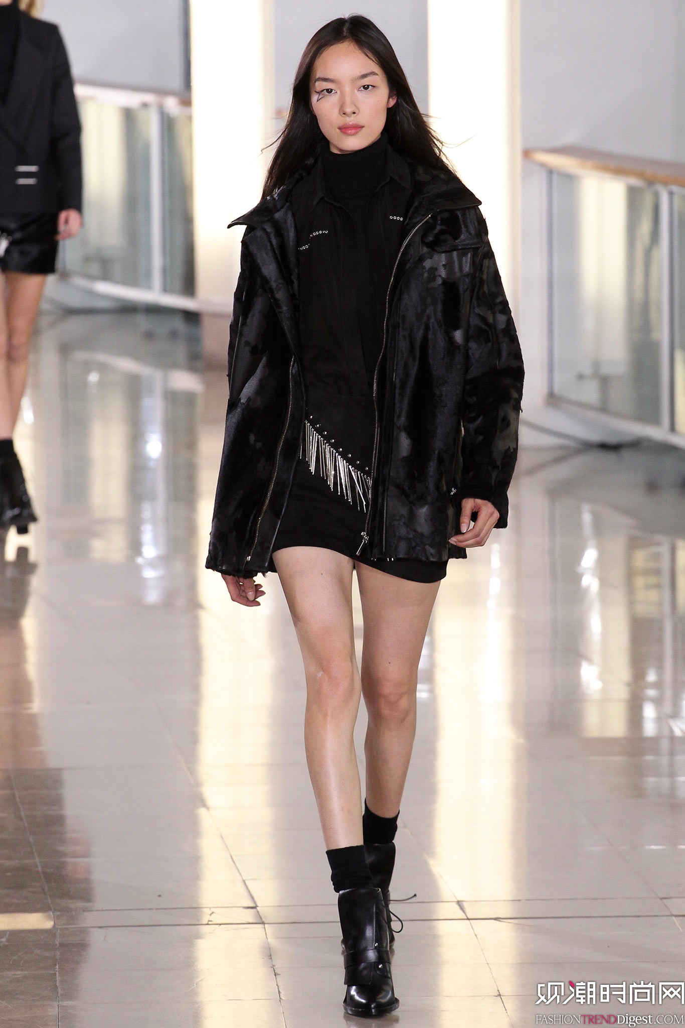 Anthony Vaccarello 2015ﶬʱװϵ㳡ͼƬ