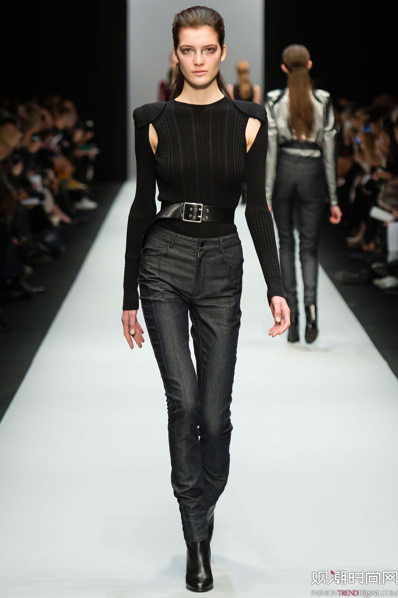 Guy Laroche 2015ﶬʱװϵ㳡ͼƬ