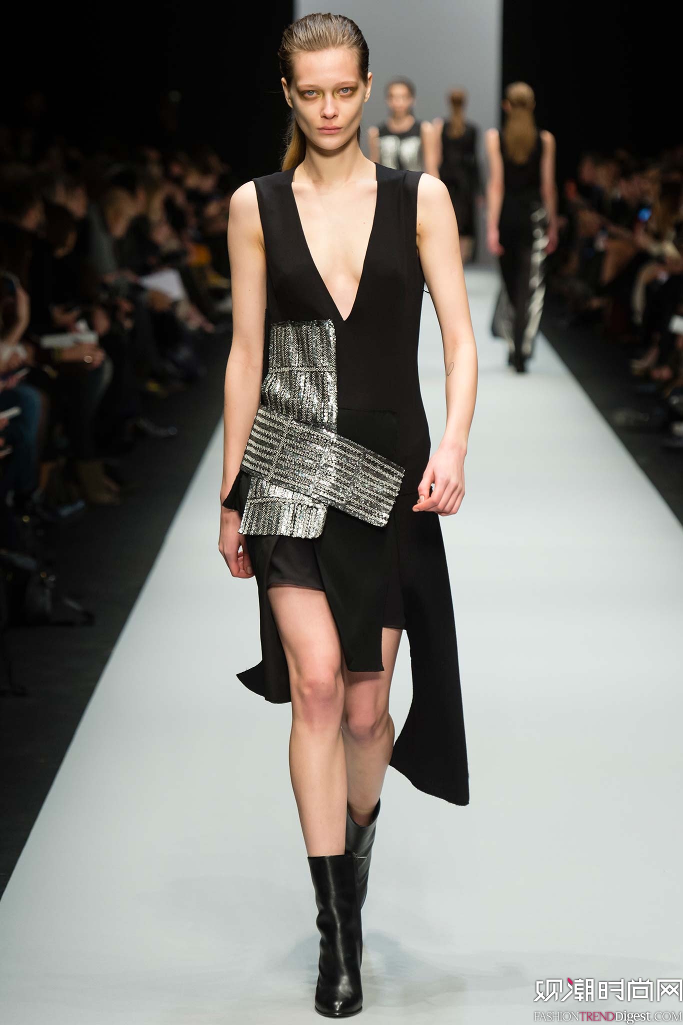 Guy Laroche 2015ﶬʱװϵ㳡ͼƬ