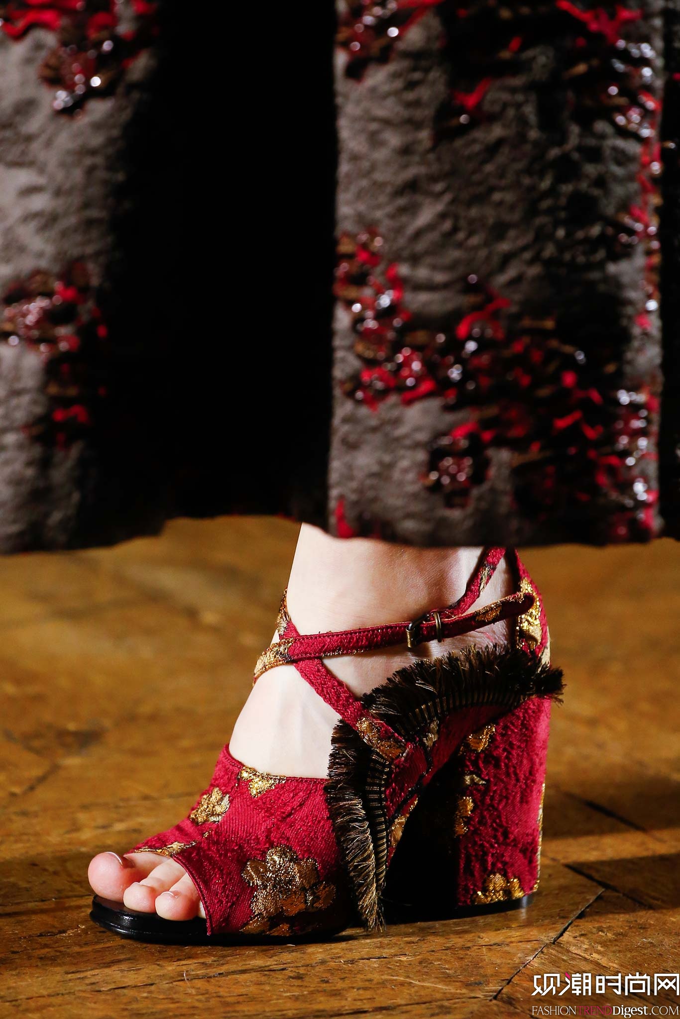 Dries Van Noten 2015ﶬʱװϵ㳡ͼƬ