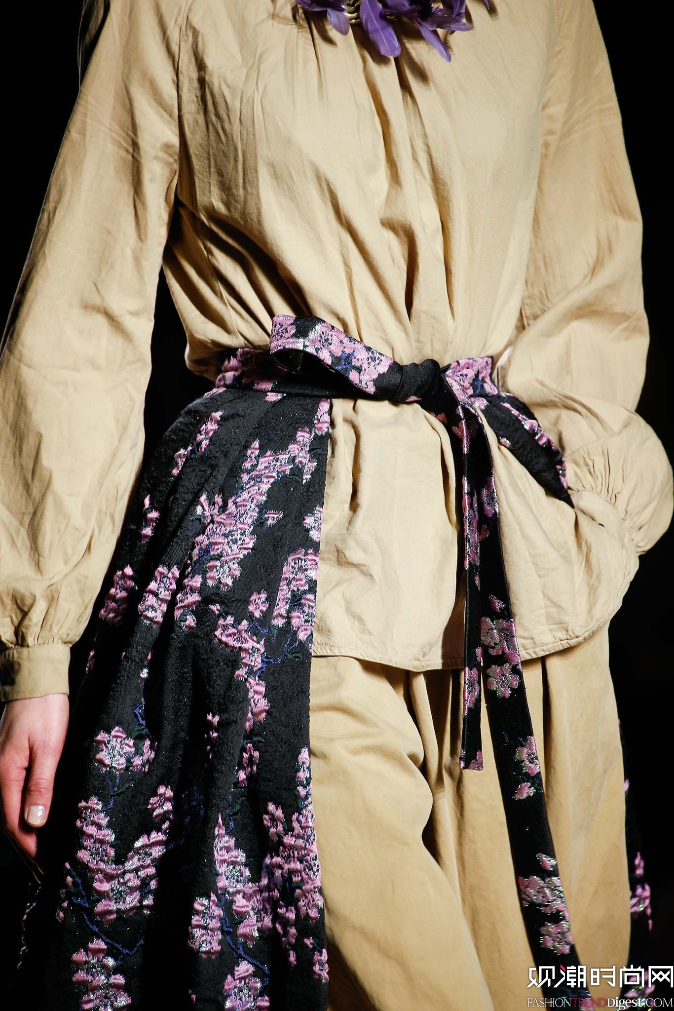 Dries Van Noten 2015ﶬʱװϵ㳡ͼƬ