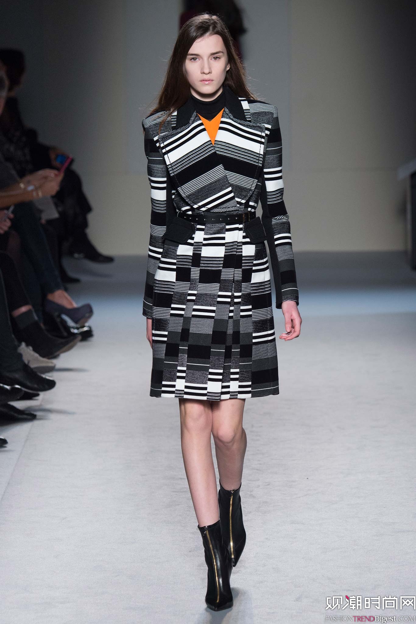 Roland Mouret 2015ﶬʱװϵ㳡ͼƬ