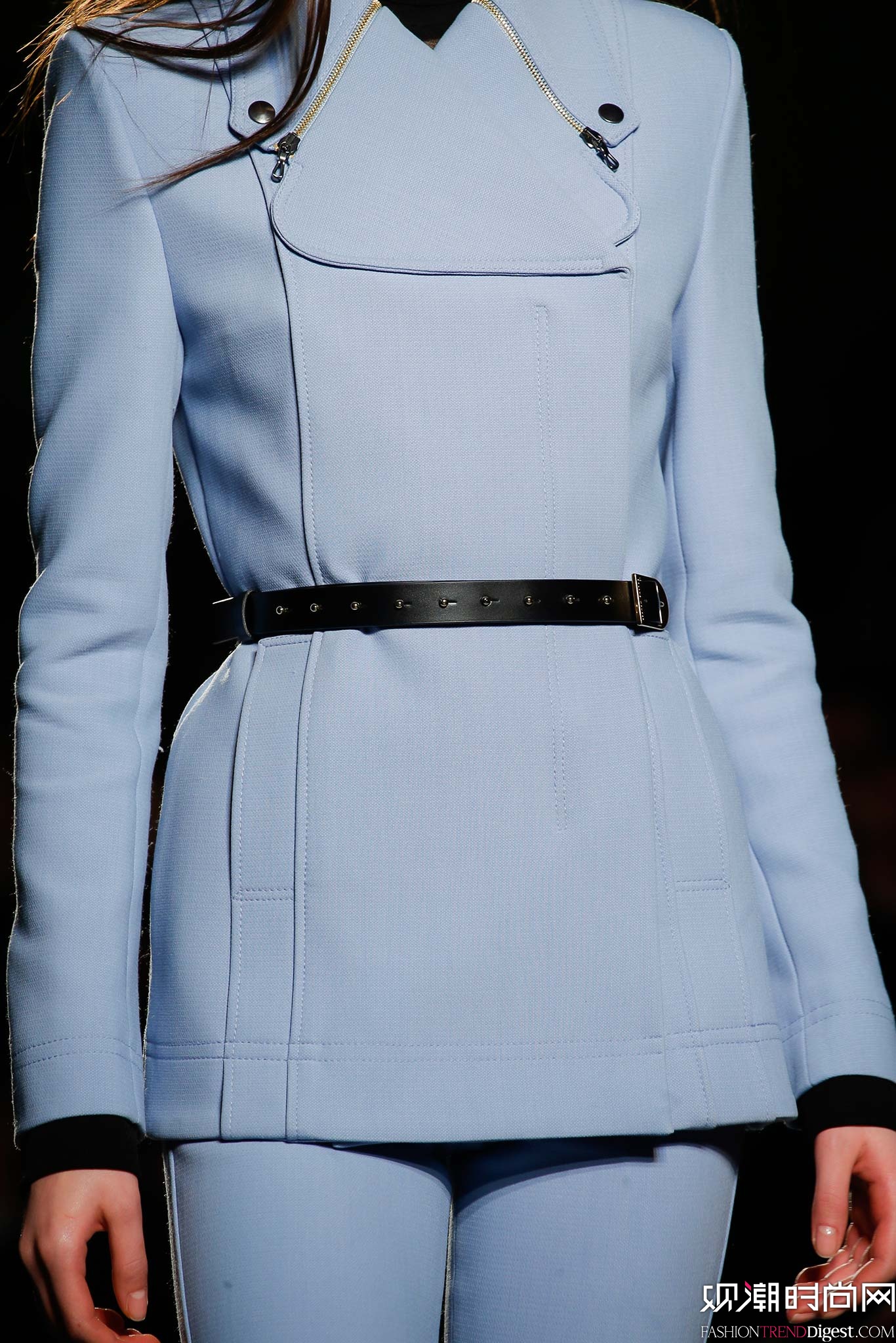 Roland Mouret 2015ﶬrbϵDƬ