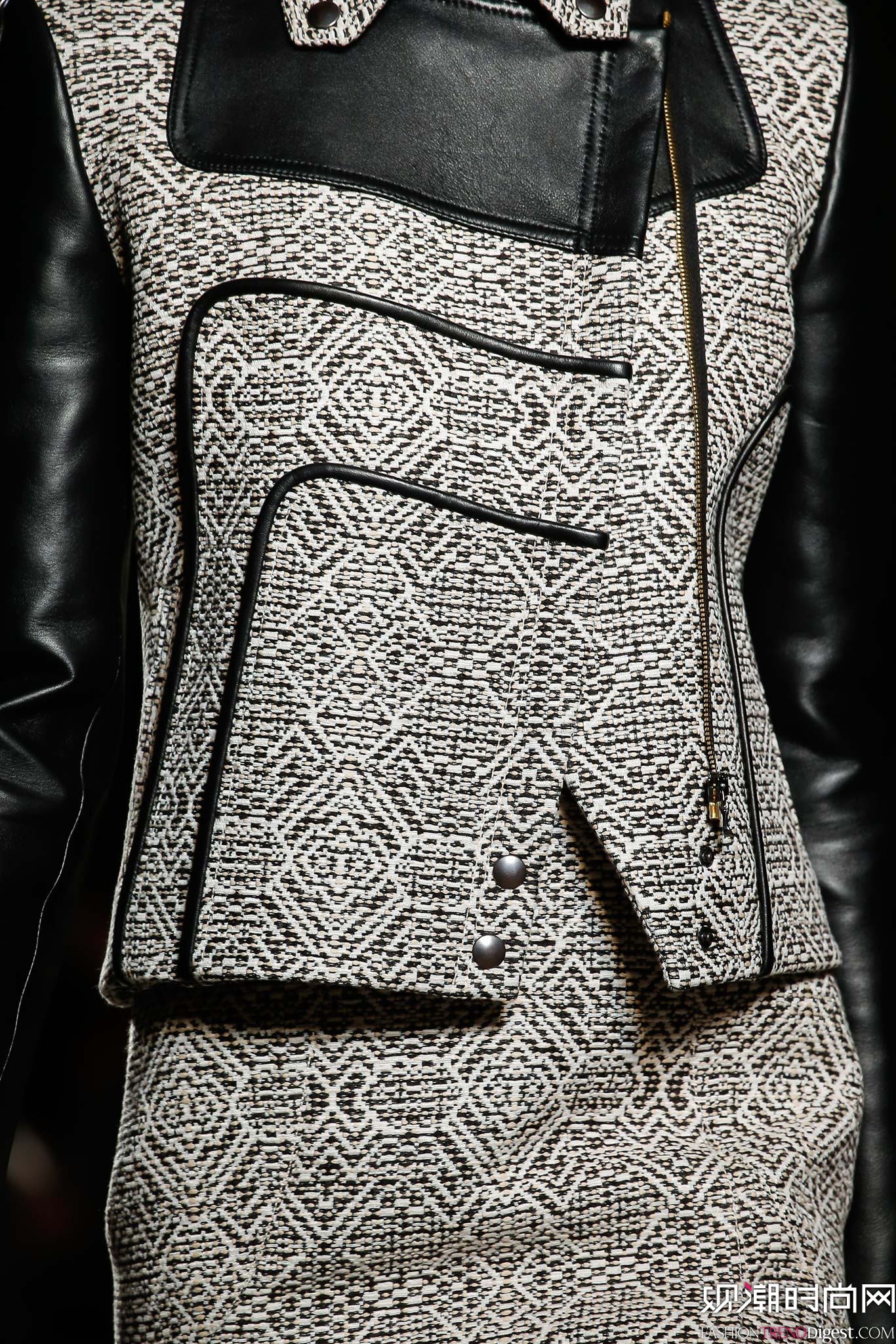 Roland Mouret 2015ﶬrbϵDƬ