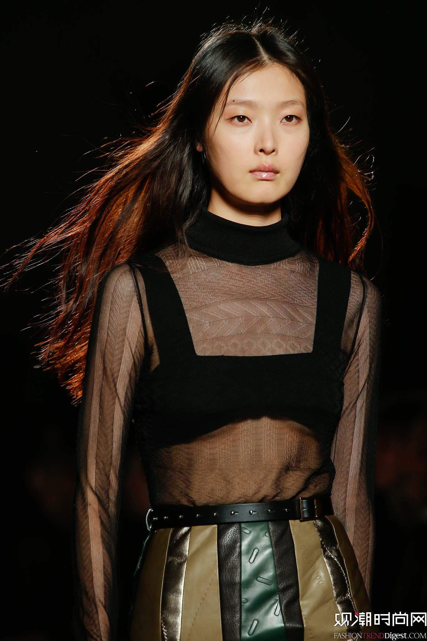 Roland Mouret 2015ﶬrbϵDƬ