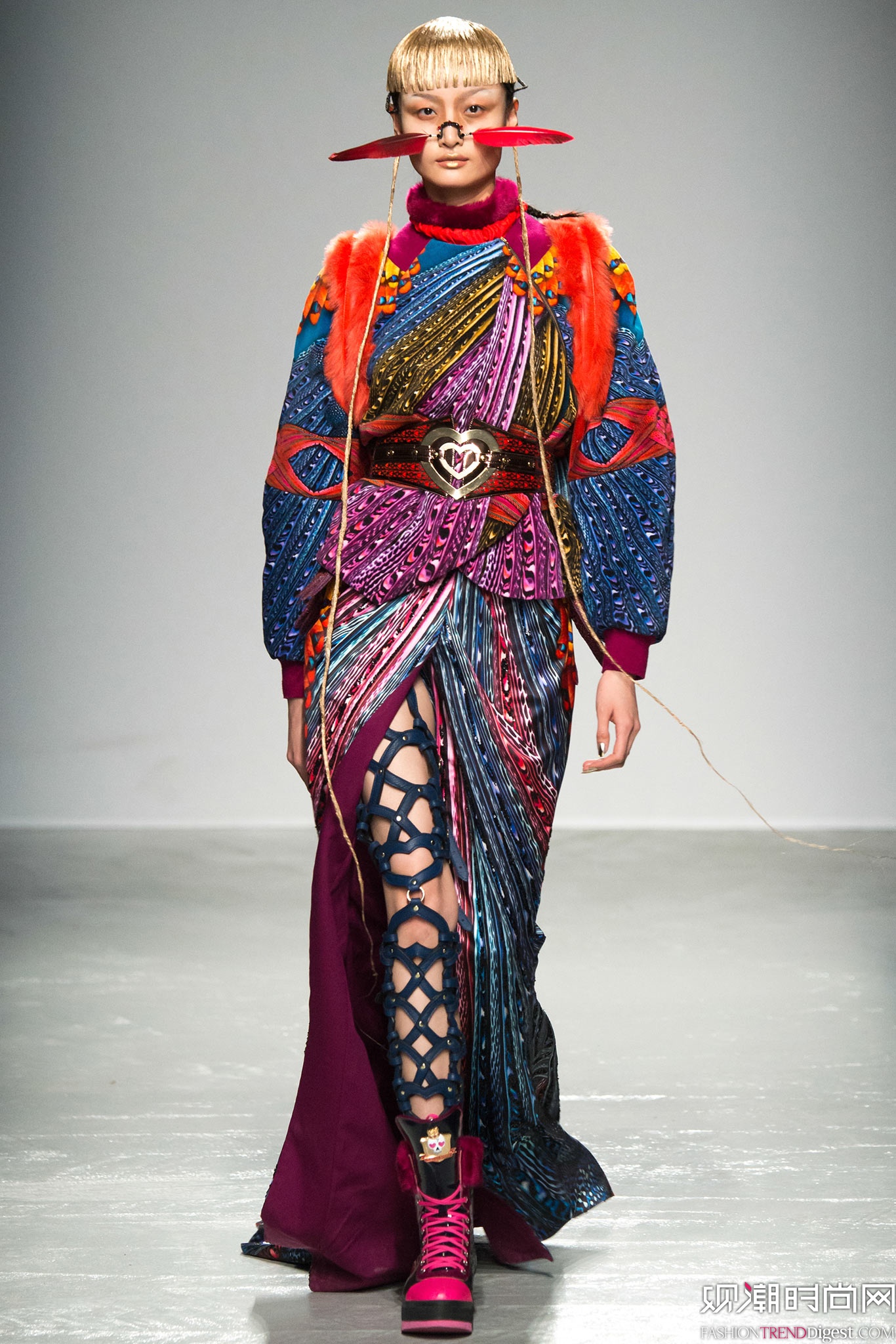 Manish Arora 2015ﶬʱװϵ㳡ͼƬ