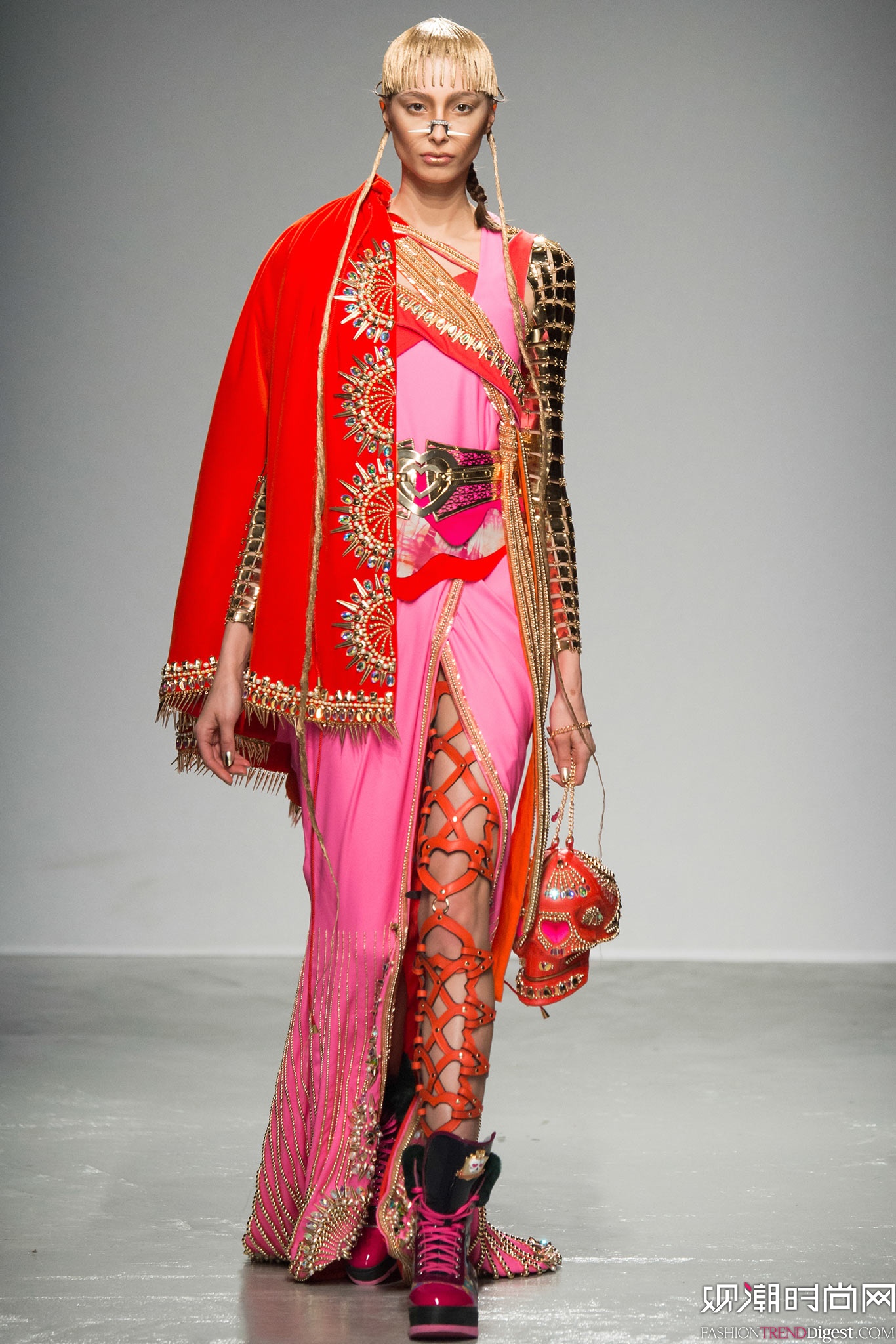 Manish Arora 2015ﶬʱװϵ㳡ͼƬ