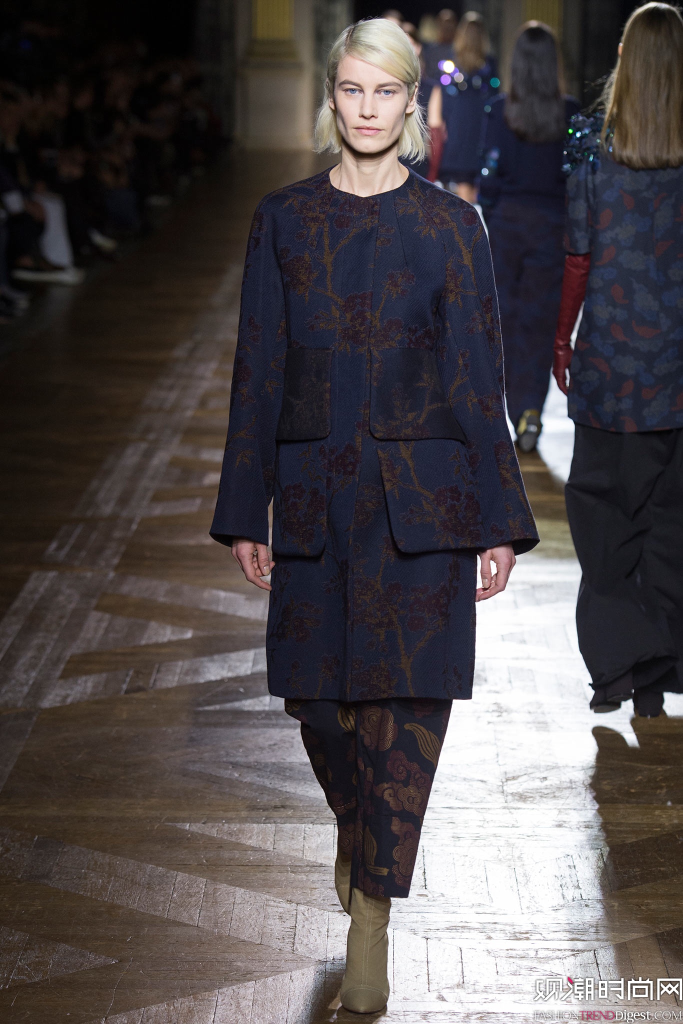 Dries Van Noten 2015ﶬʱװϵ㳡ͼƬ