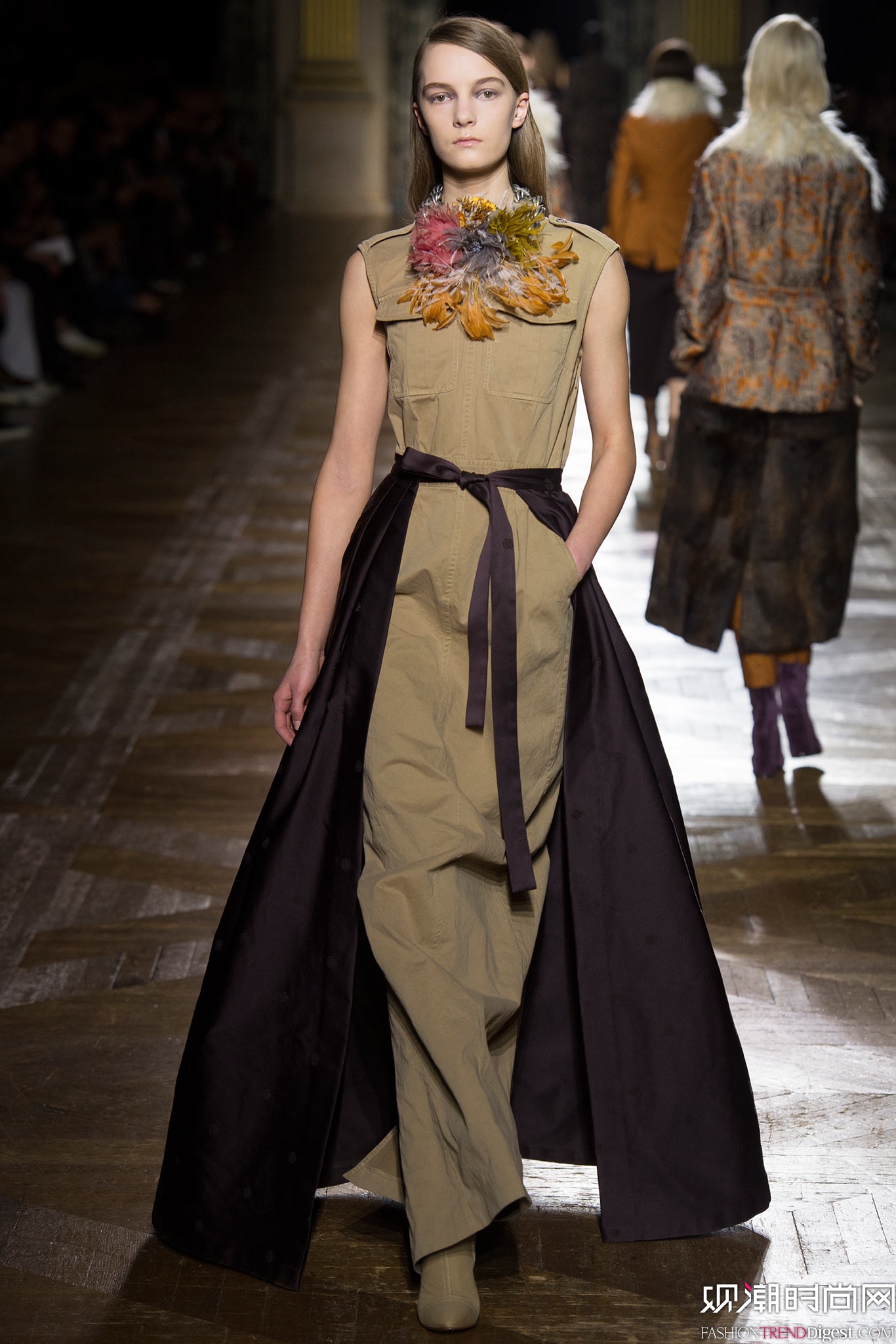 Dries Van Noten 2015ﶬʱװϵ㳡ͼƬ