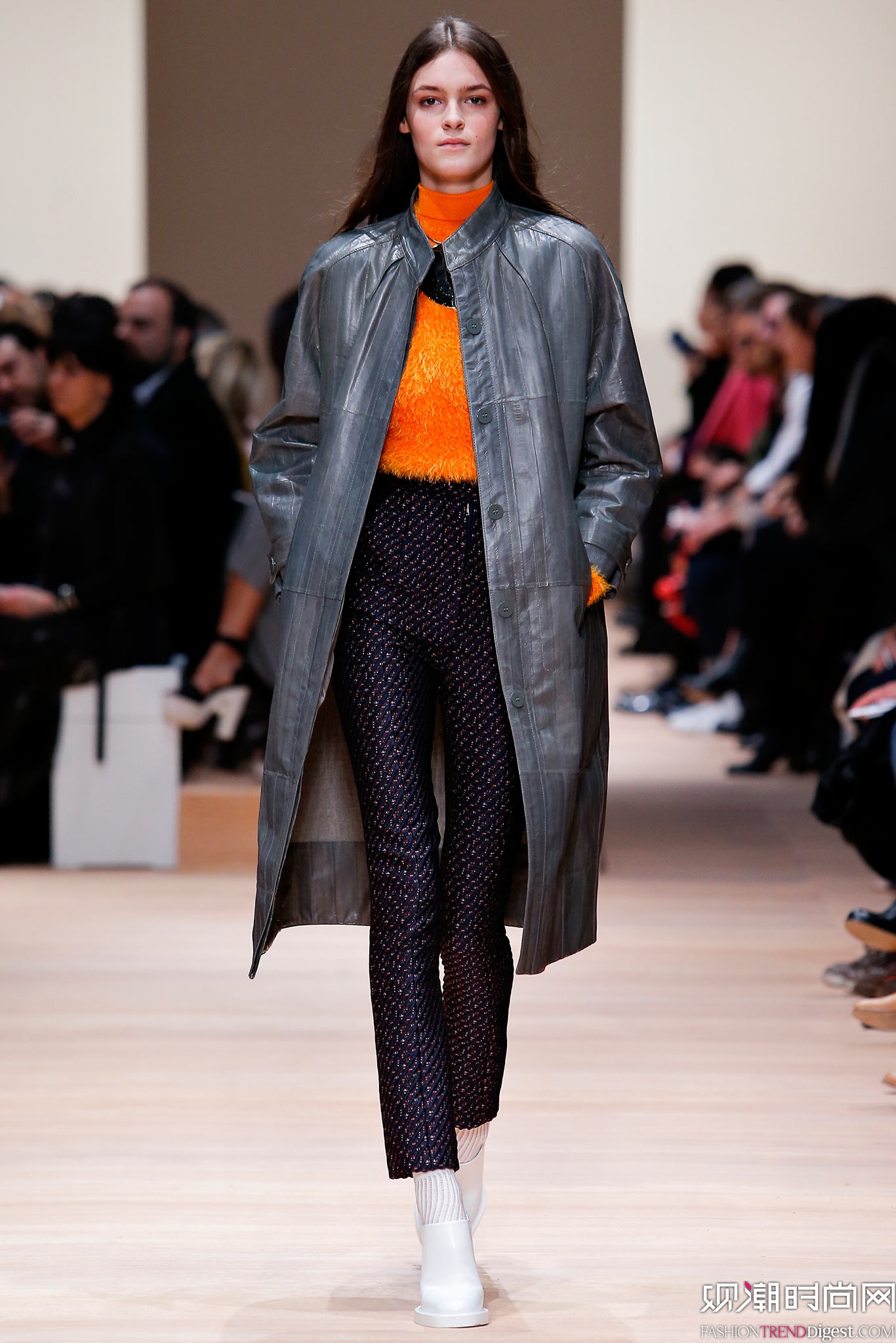 Carven 2015ﶬʱװϵ㳡ͼƬ