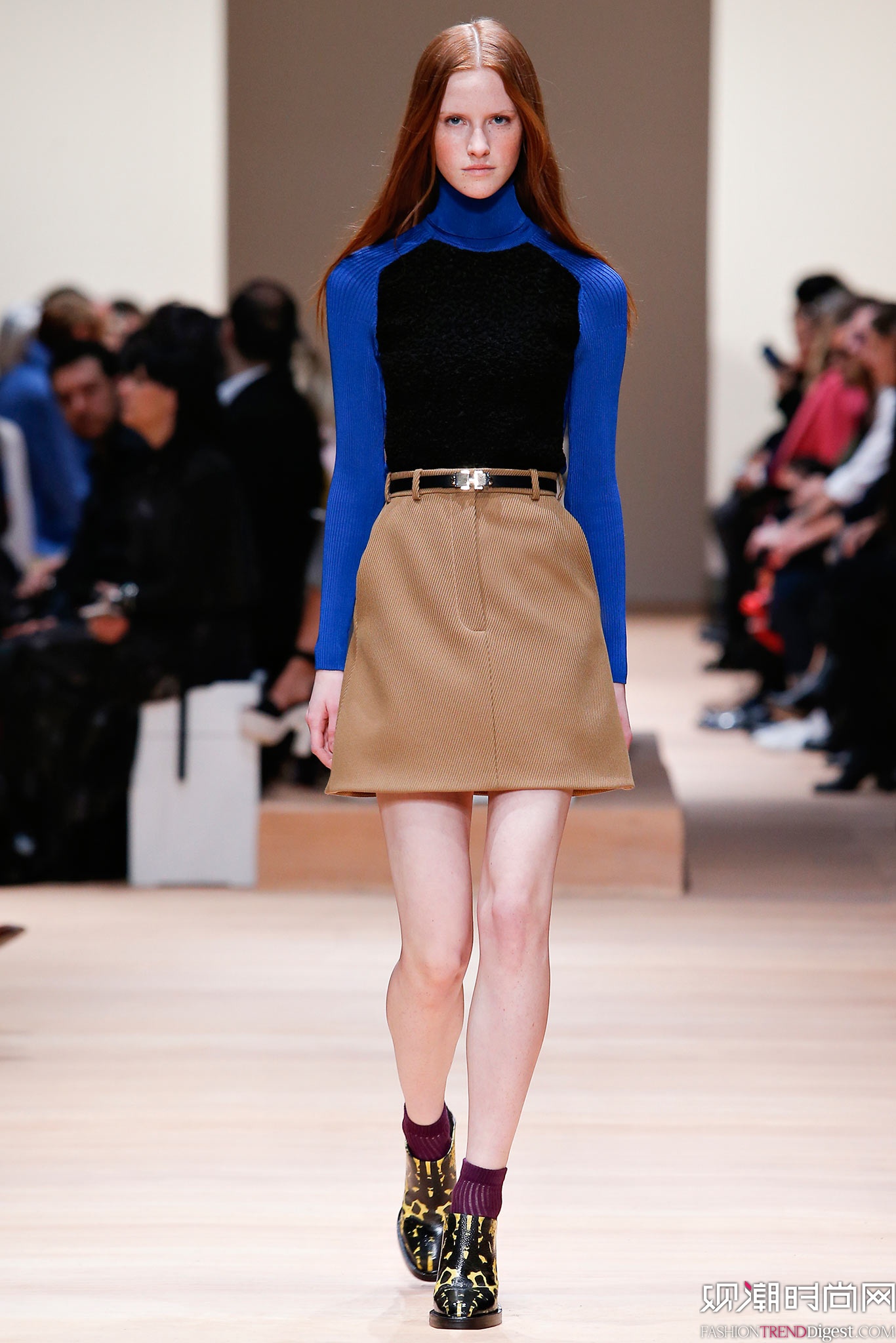 Carven 2015ﶬʱװϵ㳡ͼƬ