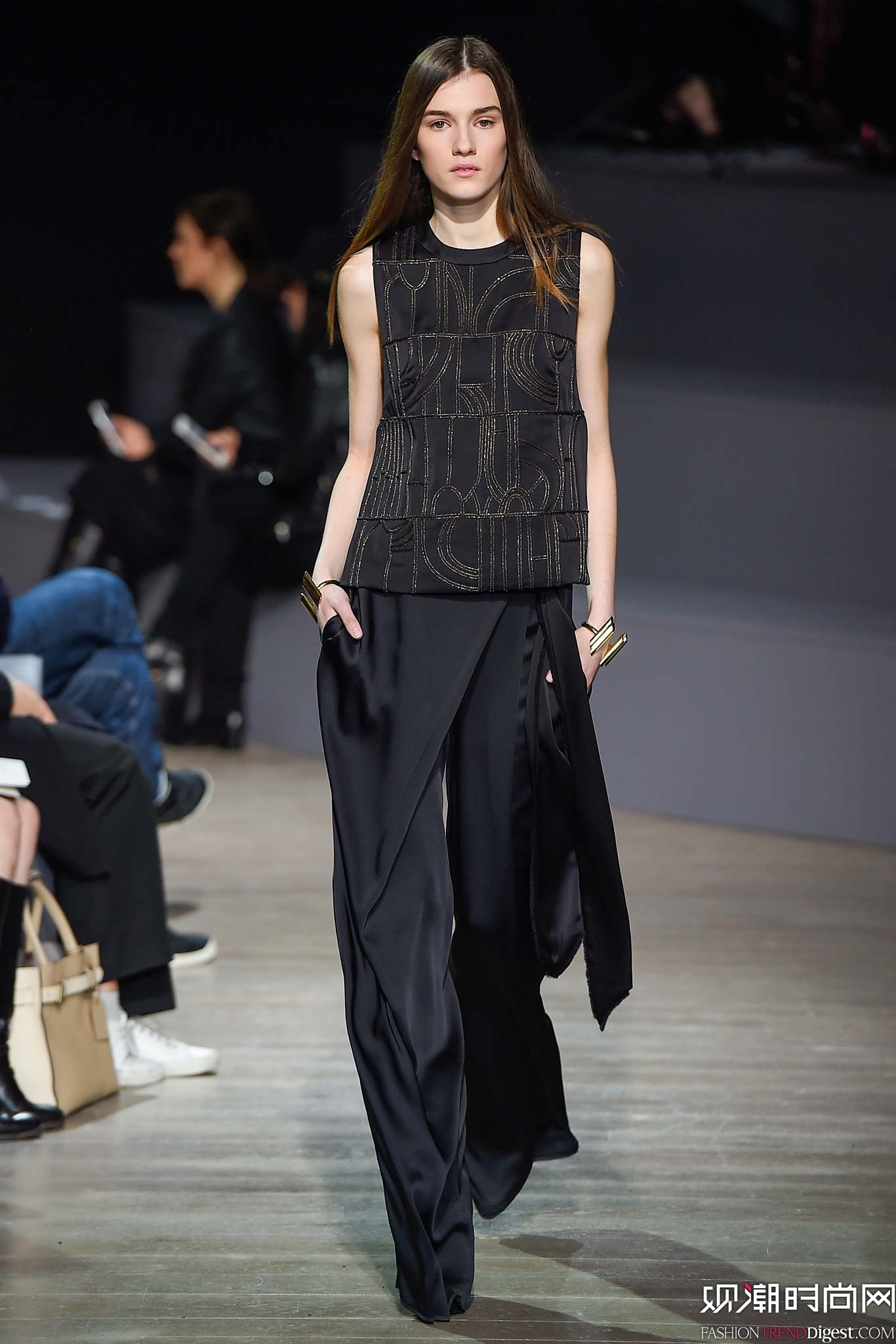 Maiyet 2015ﶬʱװϵ㳡ͼƬ