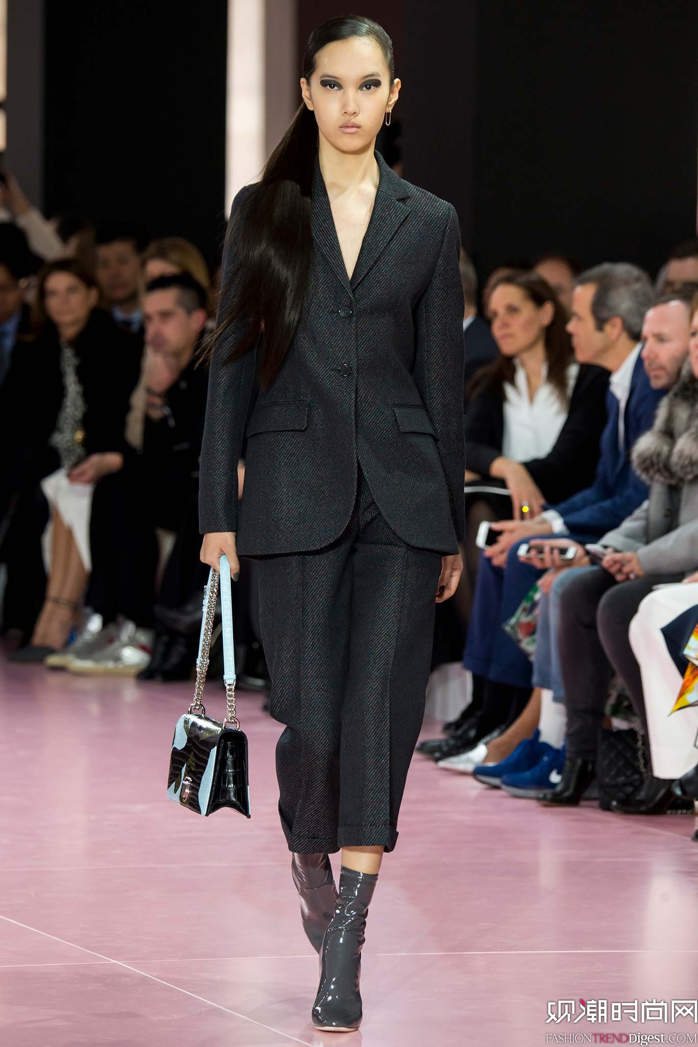 Christian Dior 2015ﶬʱװϵ㳡ͼƬ