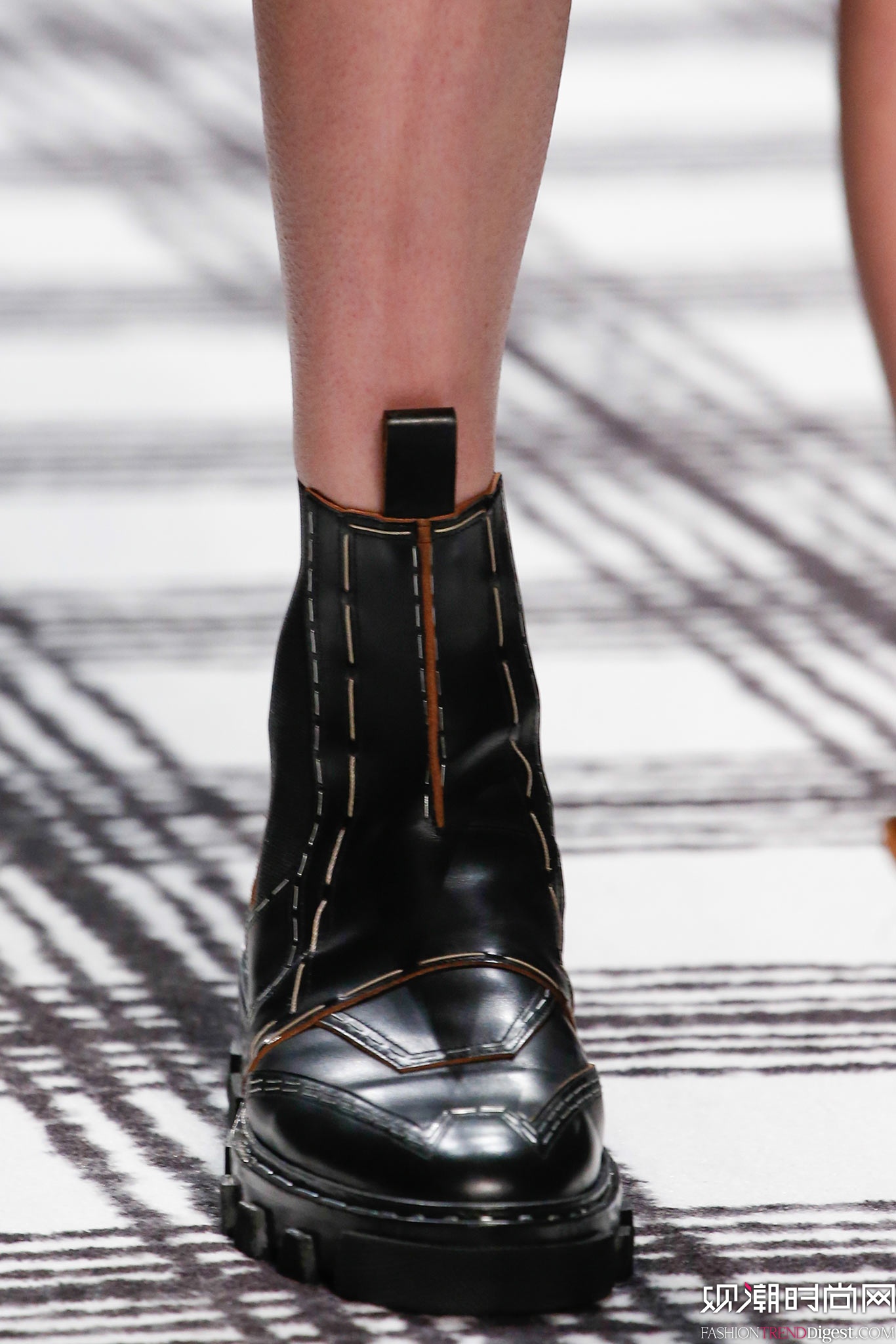 Balenciaga 2015ﶬʱװϵ㳡ͼƬ