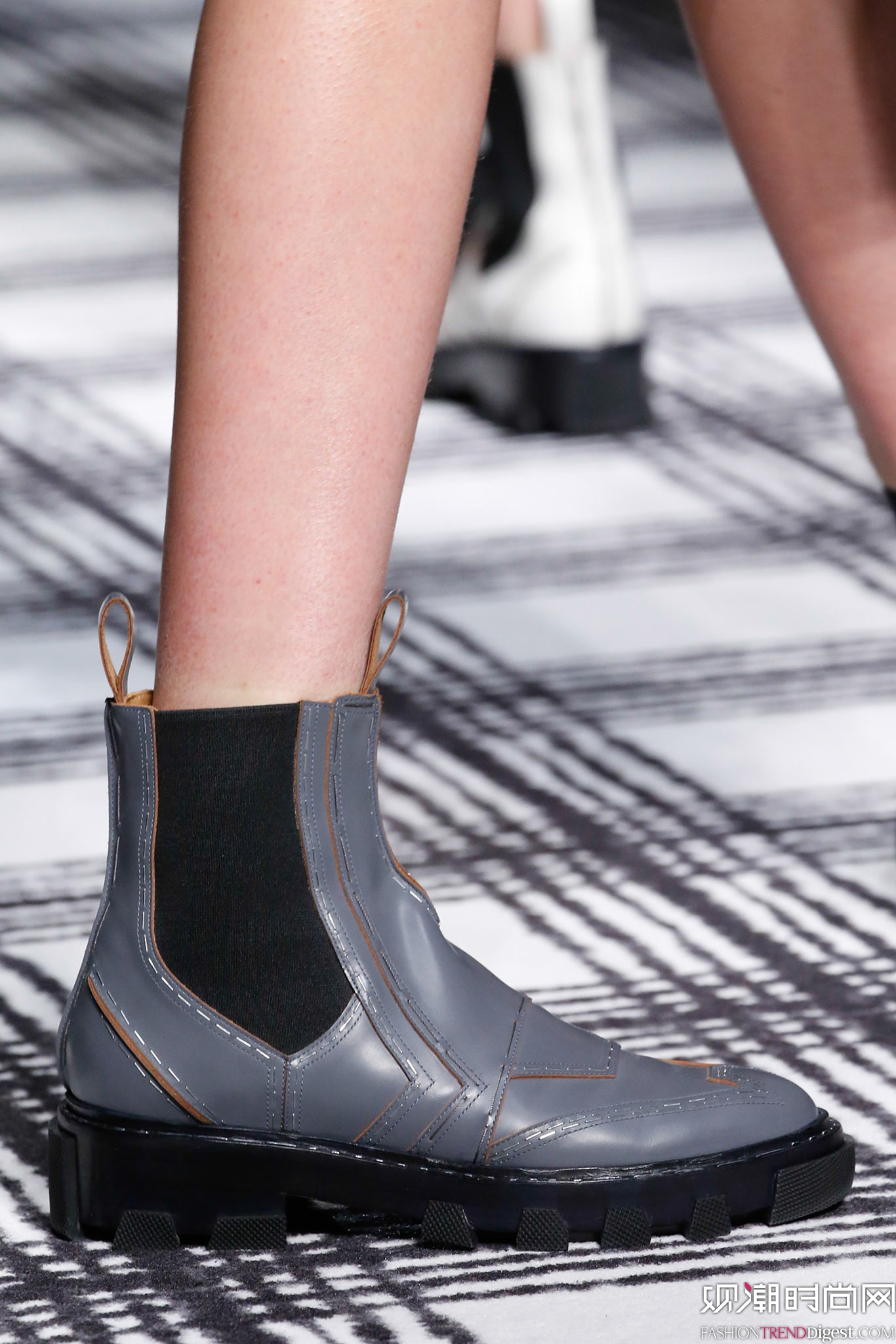 Balenciaga 2015ﶬʱװϵ㳡ͼƬ