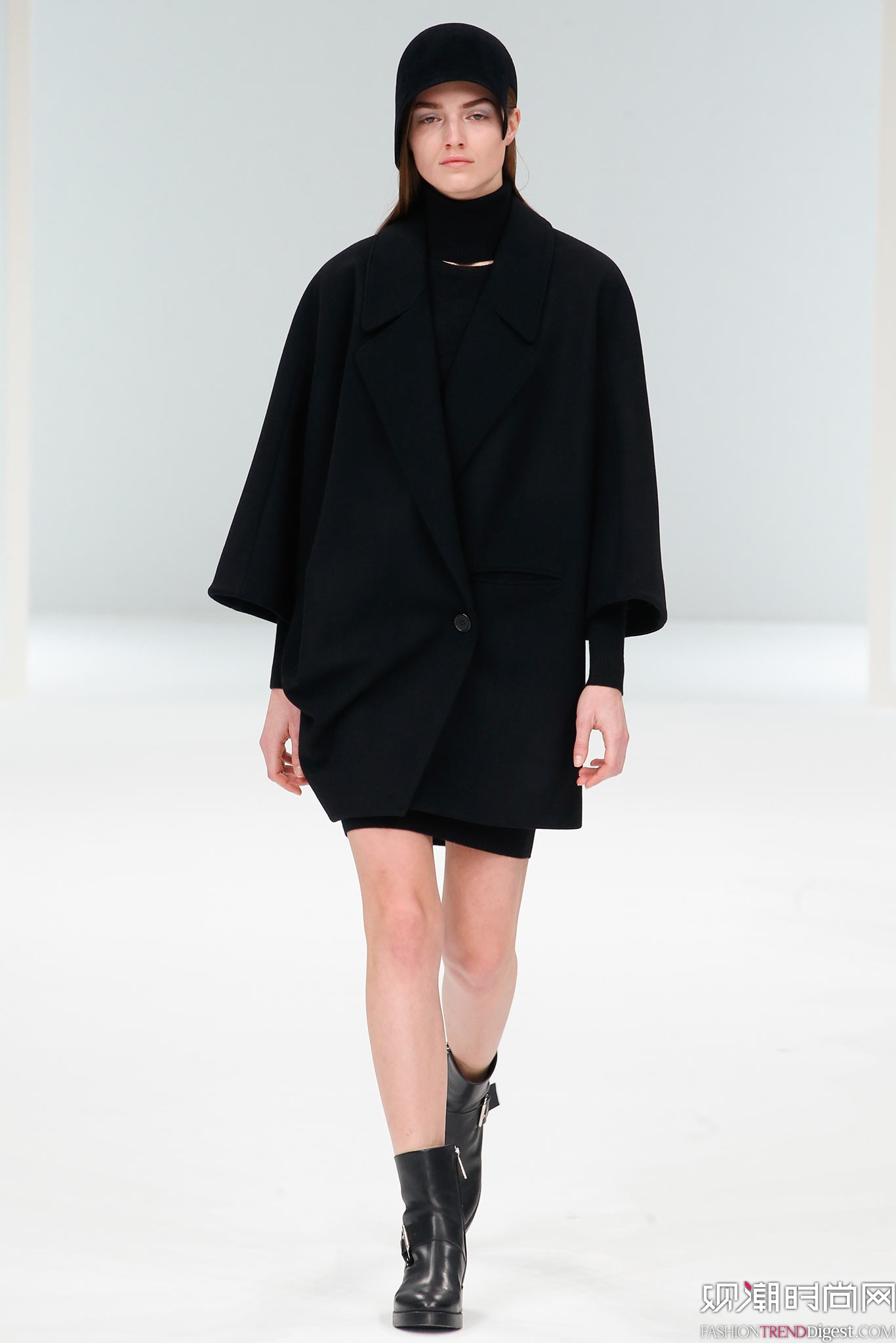 Chalayan 2015ﶬʱװϵ㳡ͼƬ