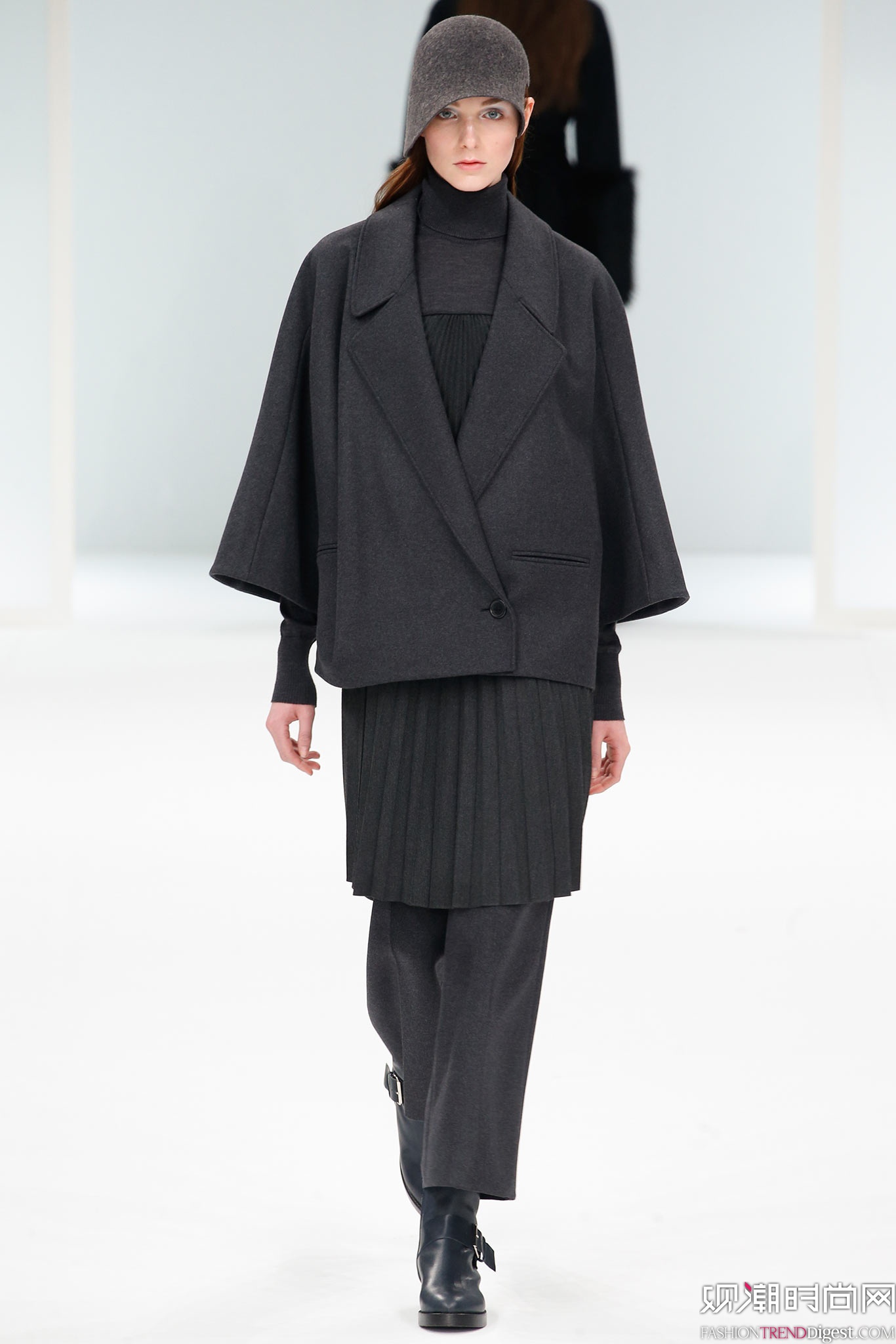 Chalayan 2015ﶬʱװϵ㳡ͼƬ