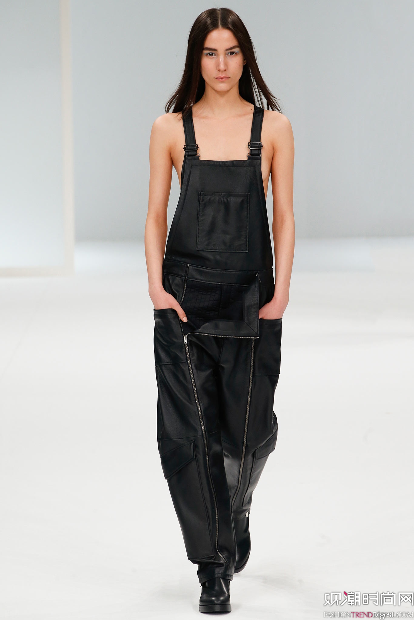 Chalayan 2015ﶬʱװϵ㳡ͼƬ