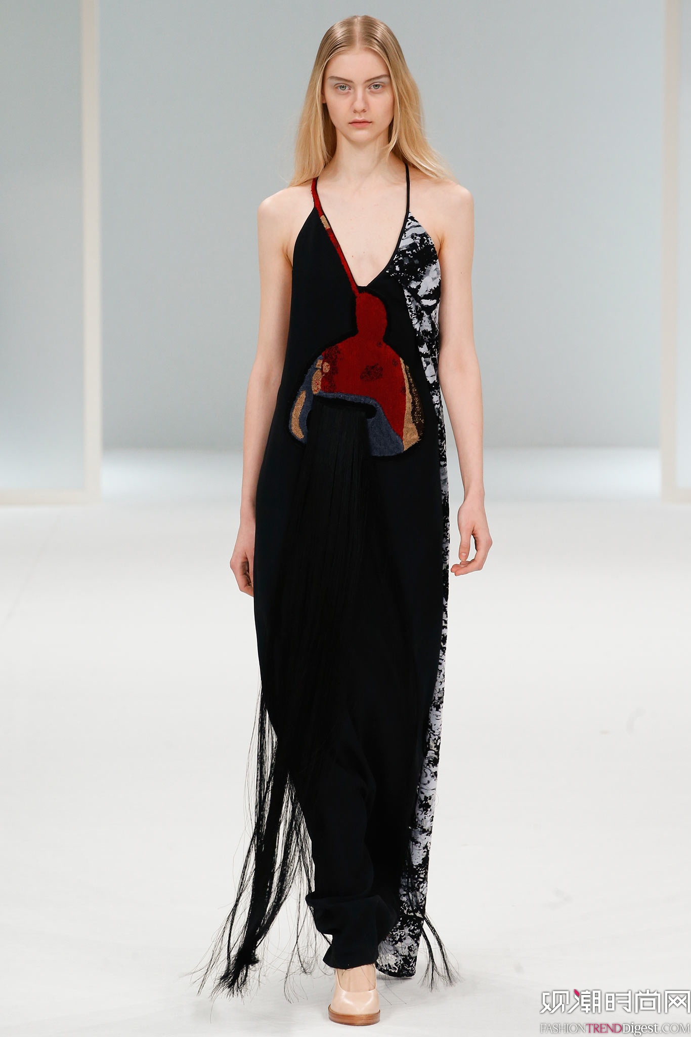 Chalayan 2015ﶬʱװϵ㳡ͼƬ