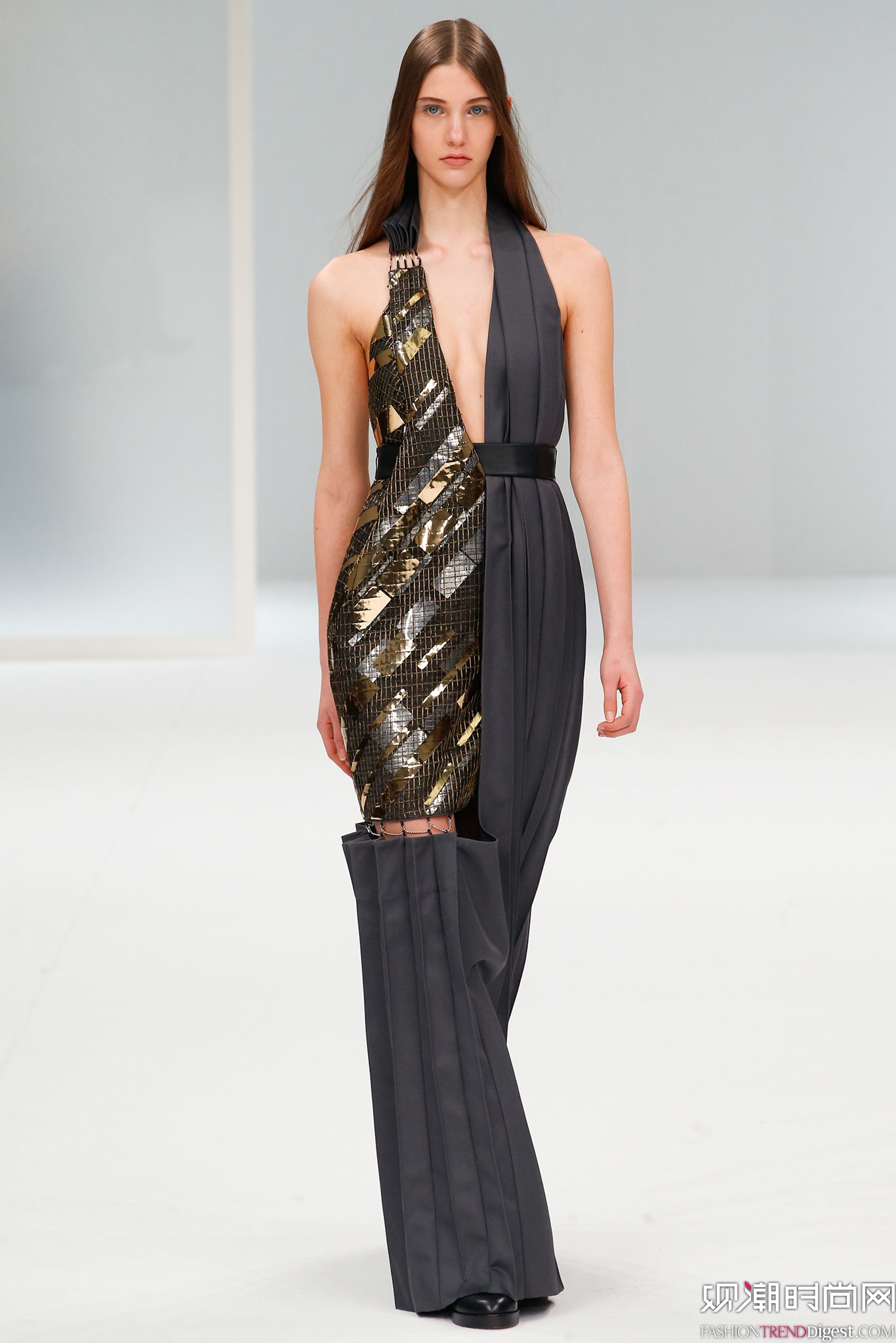 Chalayan 2015ﶬʱװϵ㳡ͼƬ