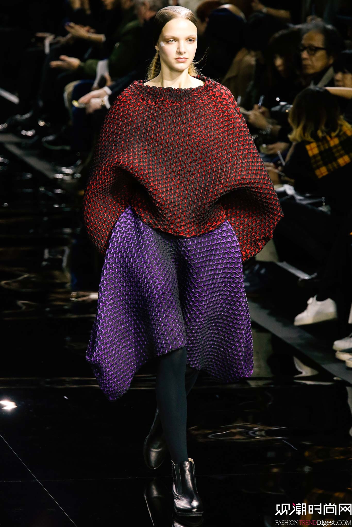 Issey Miyake 2015ﶬʱװϵ㳡ͼƬ