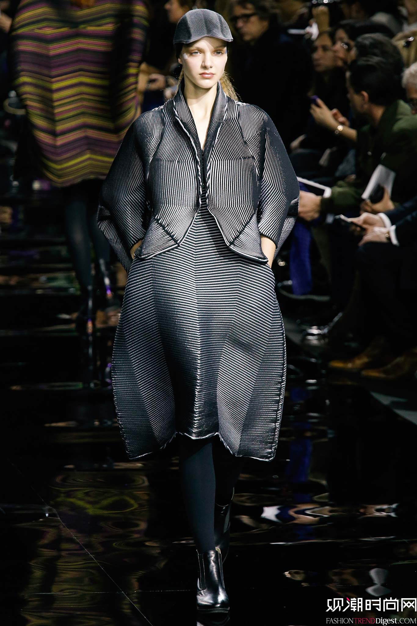 Issey Miyake 2015ﶬrbϵDƬ