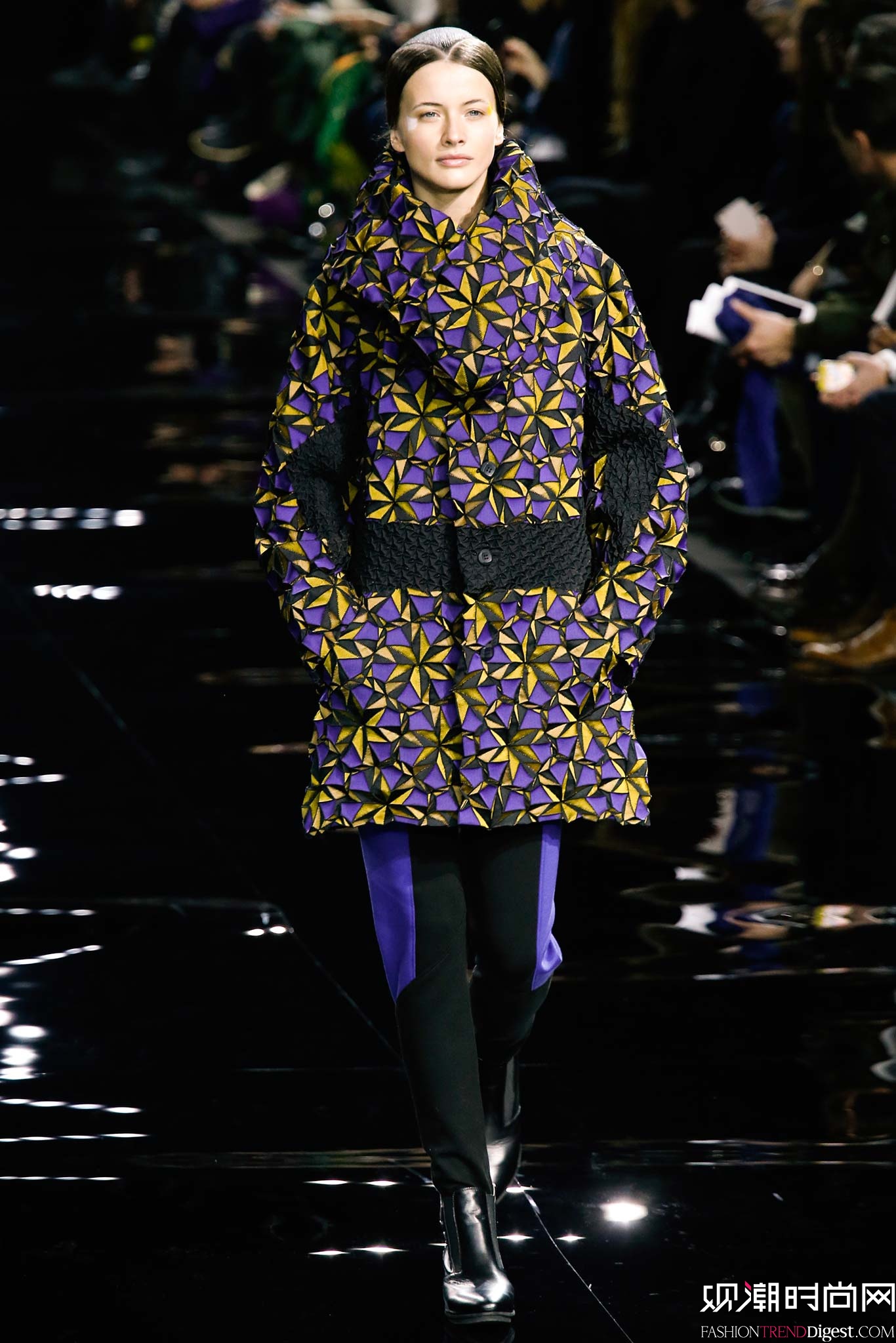 Issey Miyake 2015ﶬrbϵDƬ