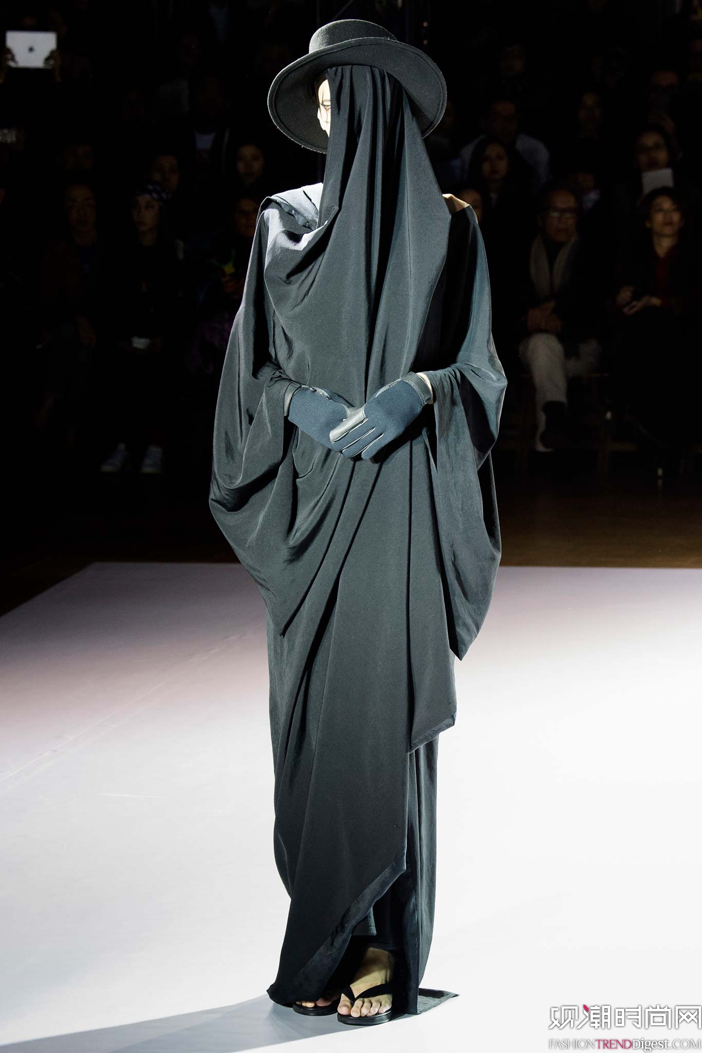 Yohji Yamamoto 2015ﶬʱװϵ㳡ͼƬ