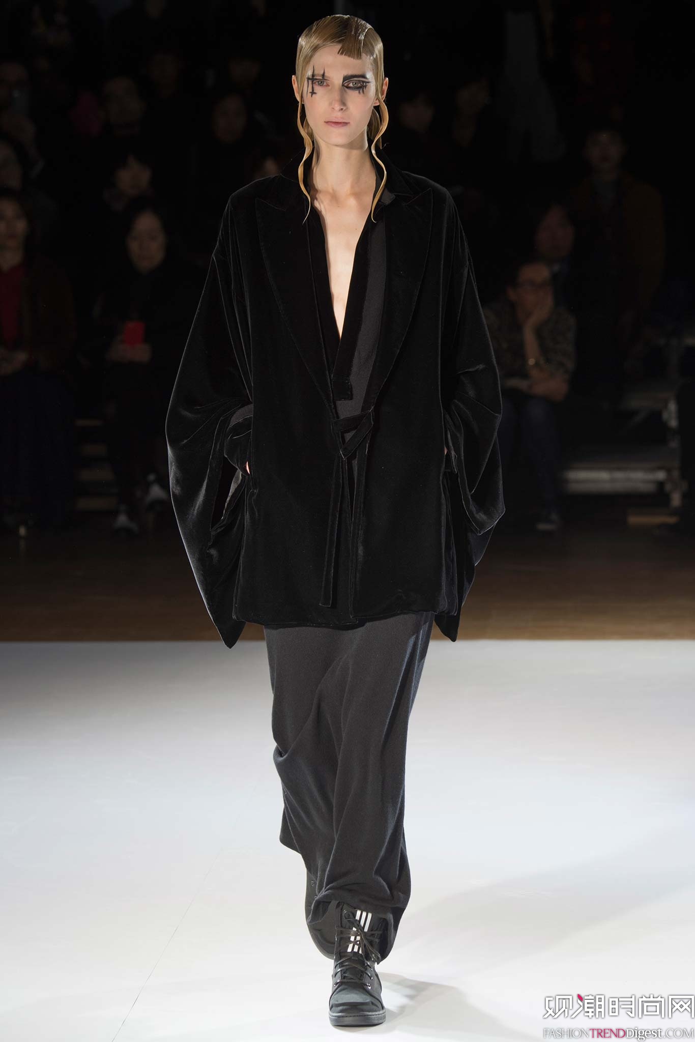 Yohji Yamamoto 2015ﶬʱװϵ㳡ͼƬ