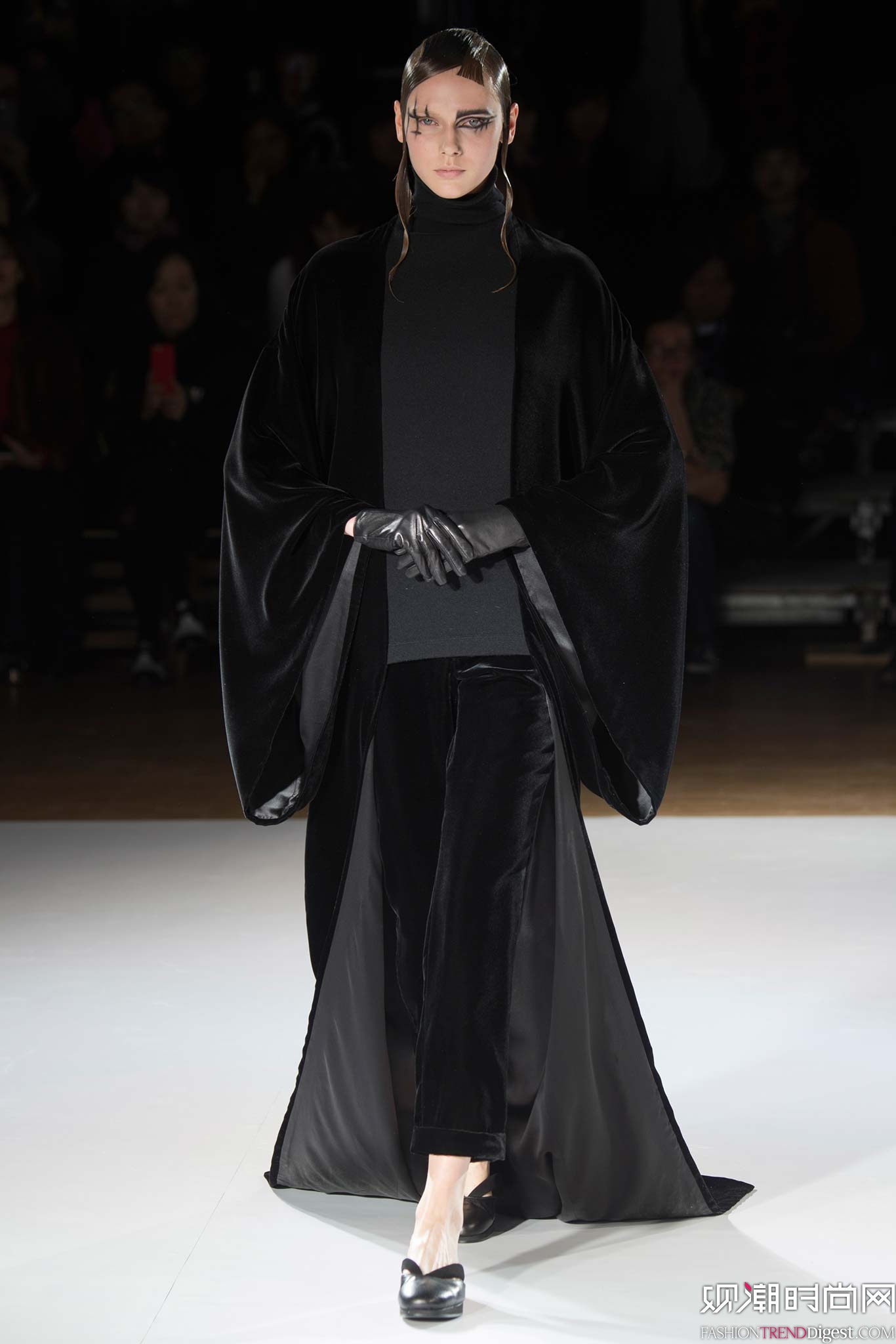 Yohji Yamamoto 2015ﶬʱװϵ㳡ͼƬ