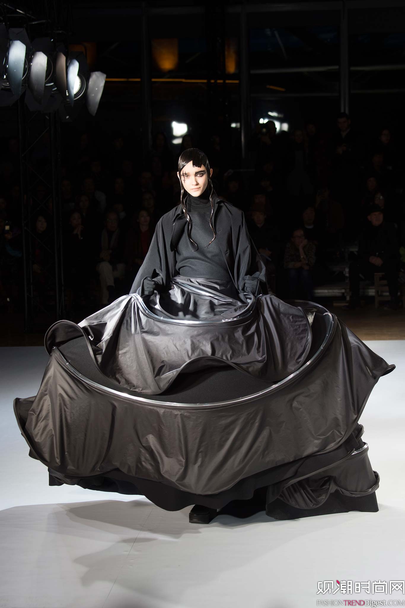 Yohji Yamamoto 2015ﶬʱװϵ㳡ͼƬ