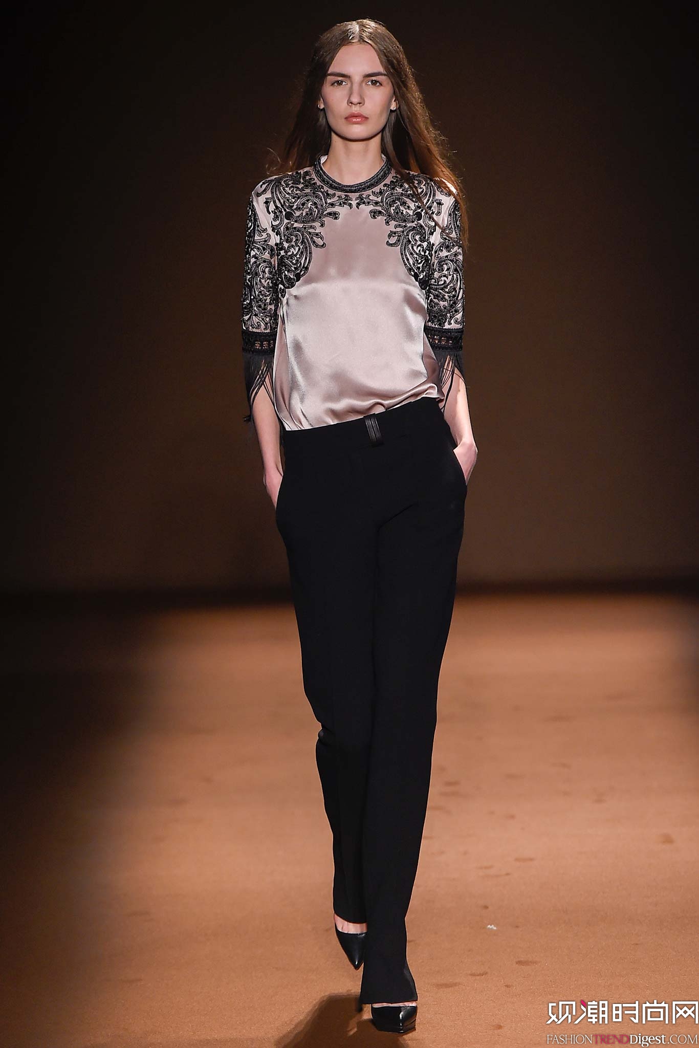 Andrew Gn 2015ﶬrbϵDƬ