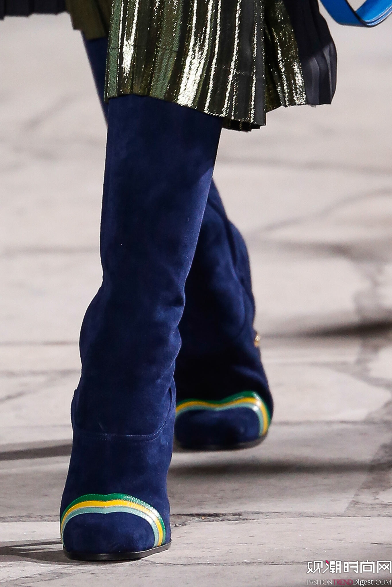 Loewe 2015�ﶬʱװ��ϵ���㳡����ͼƬ