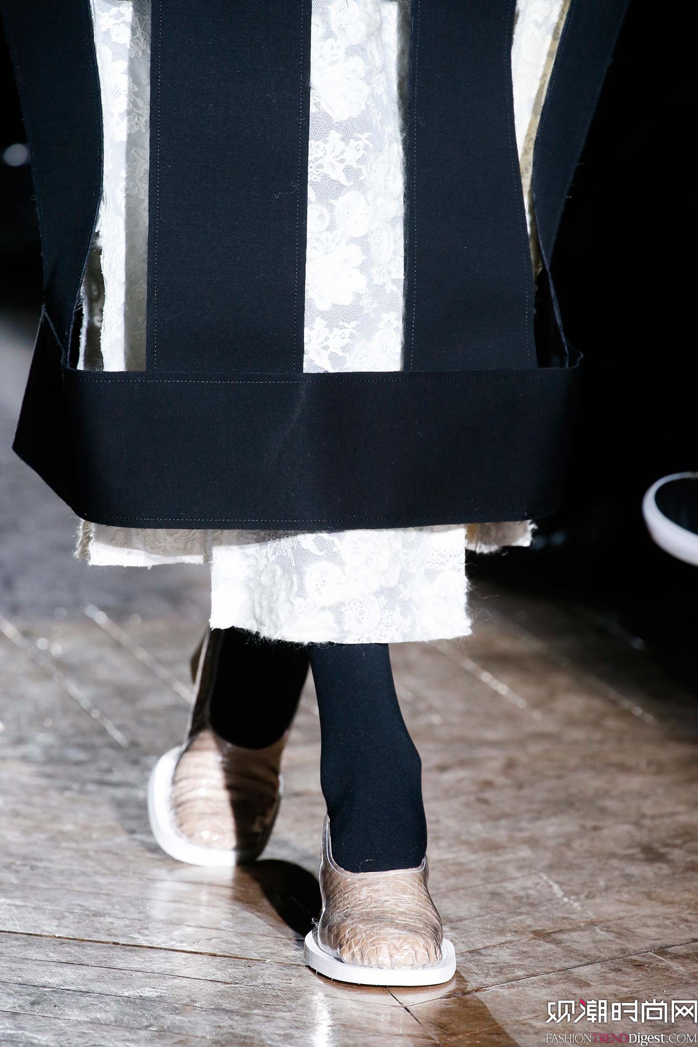 Comme des Garçons 2015ﶬʱװϵ㳡ͼƬ