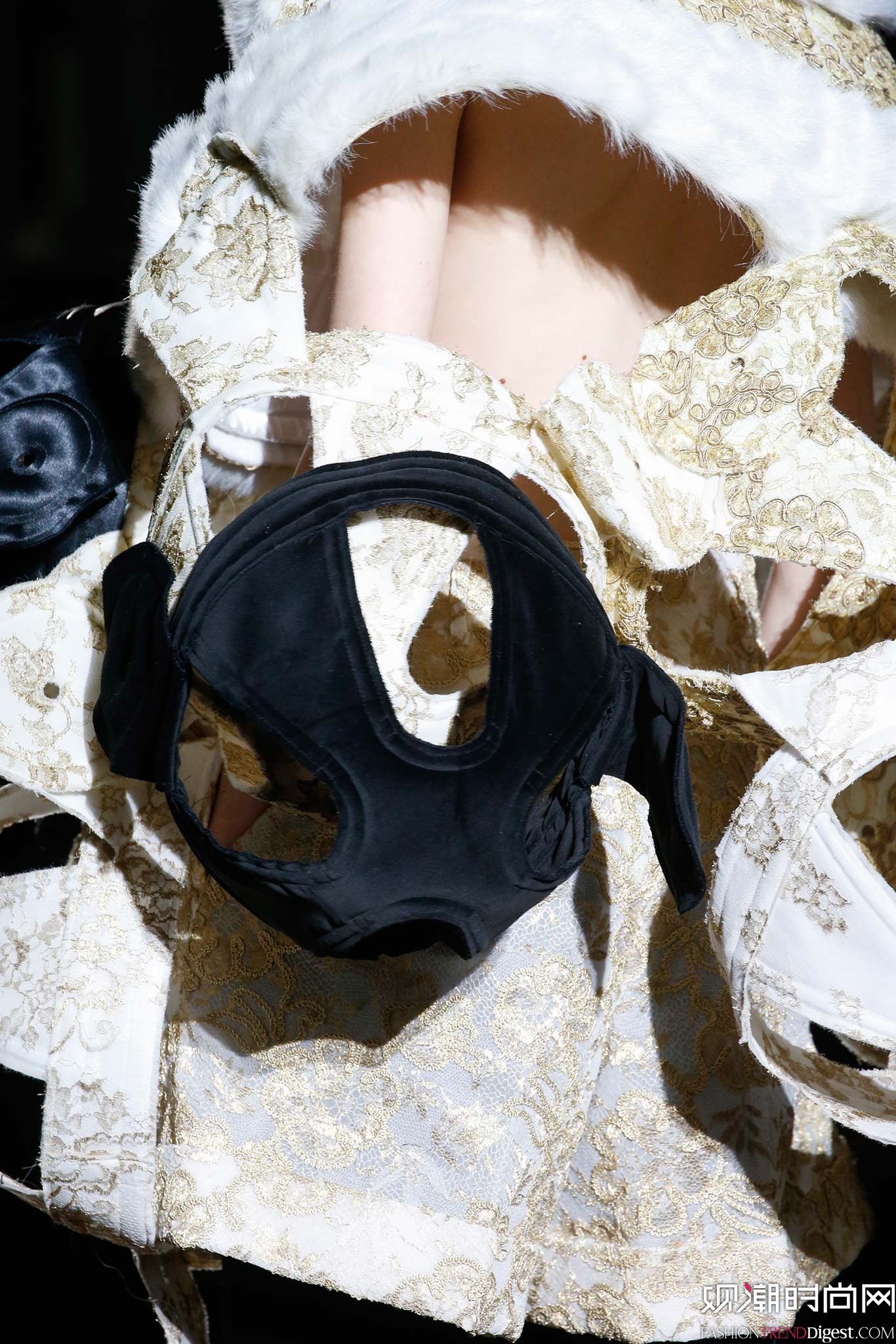 Comme des Garçons 2015ﶬʱװϵ㳡ͼƬ