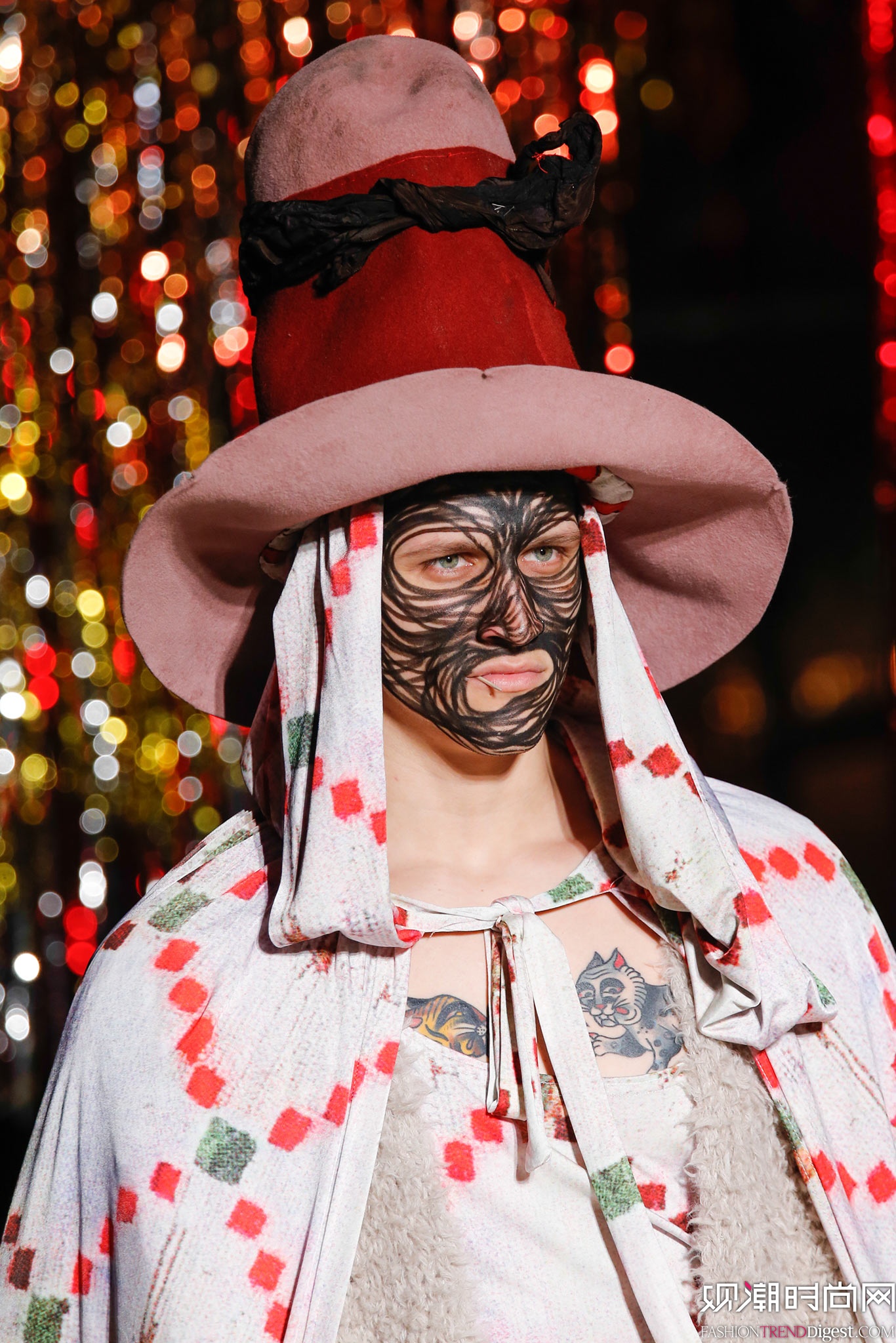 Vivienne Westwood 2015ﶬʱװϵ㳡ͼƬ