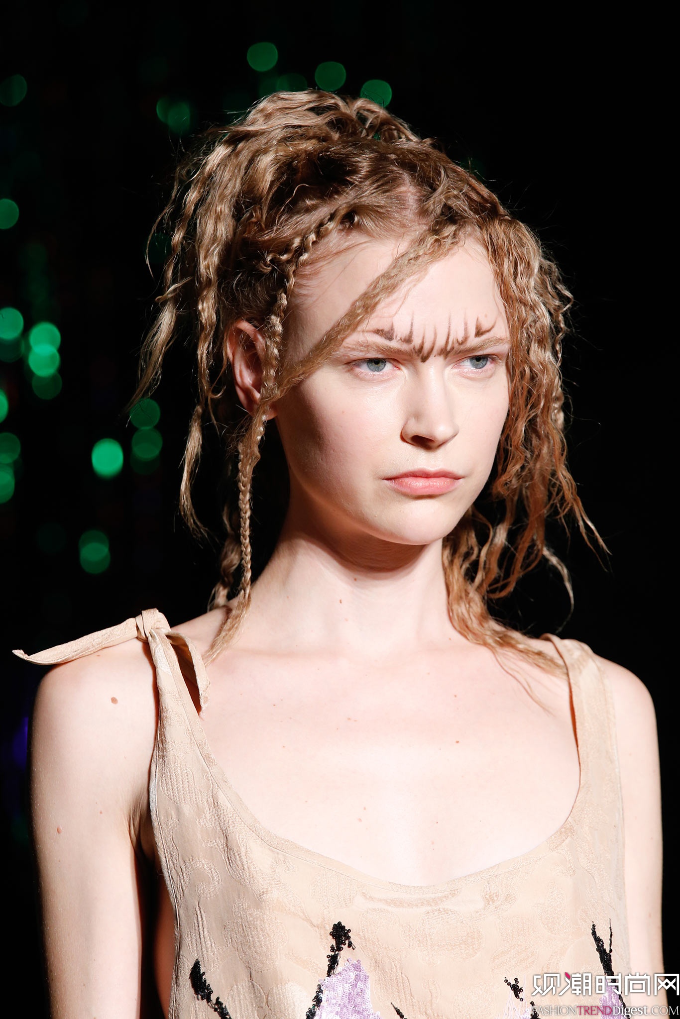 Vivienne Westwood 2015ﶬʱװϵ㳡ͼƬ