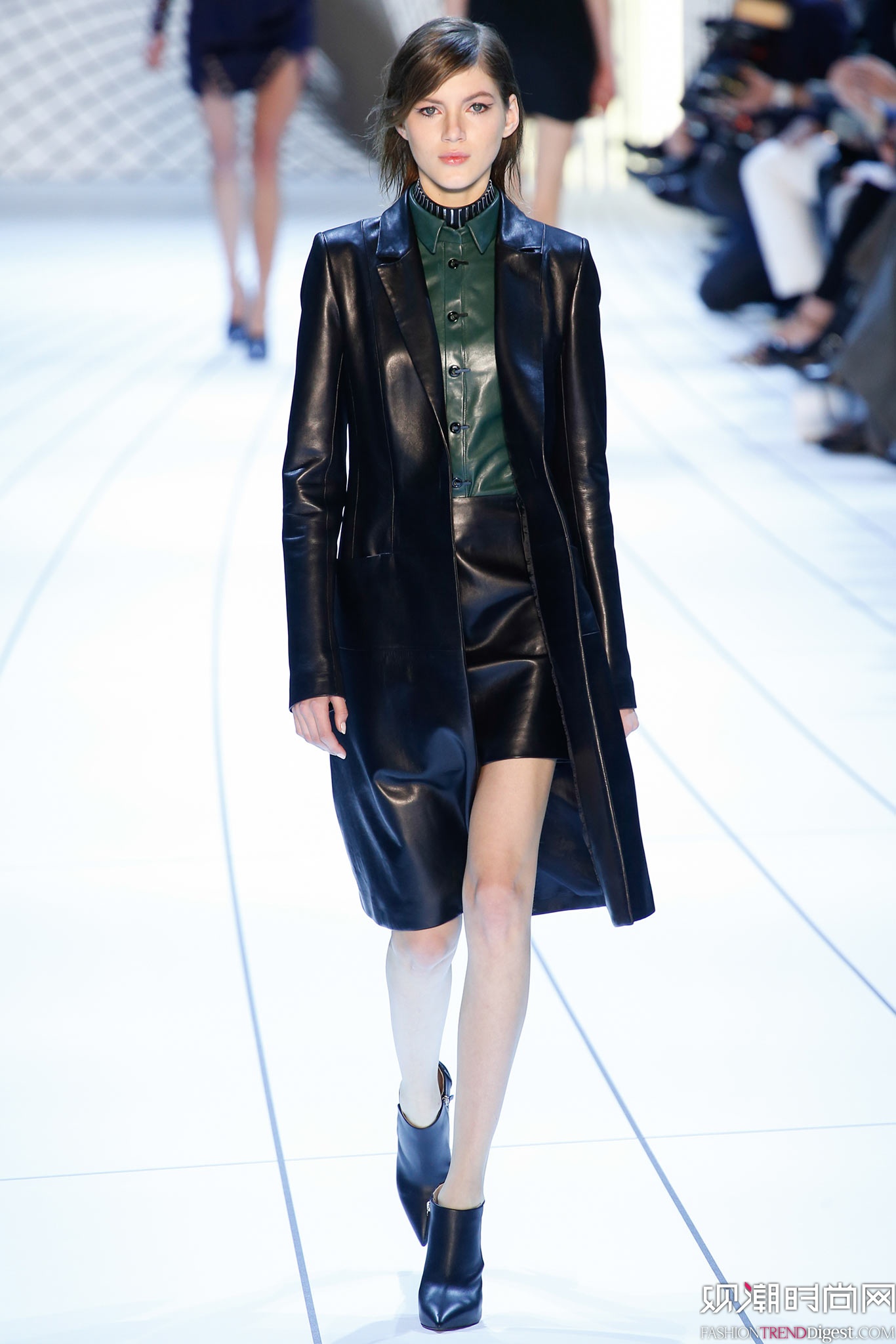Mugler 2015ﶬrbϵDƬ