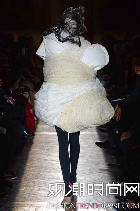 Comme des Garçons 2015ﶬʱװϵ㳡ͼƬ