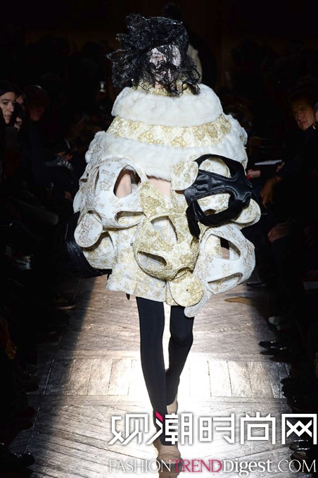 Comme des Garçons 2015ﶬʱװϵ㳡ͼƬ