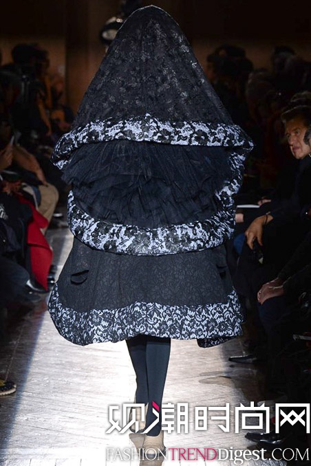 Comme des Garçons 2015ﶬʱװϵ㳡ͼƬ