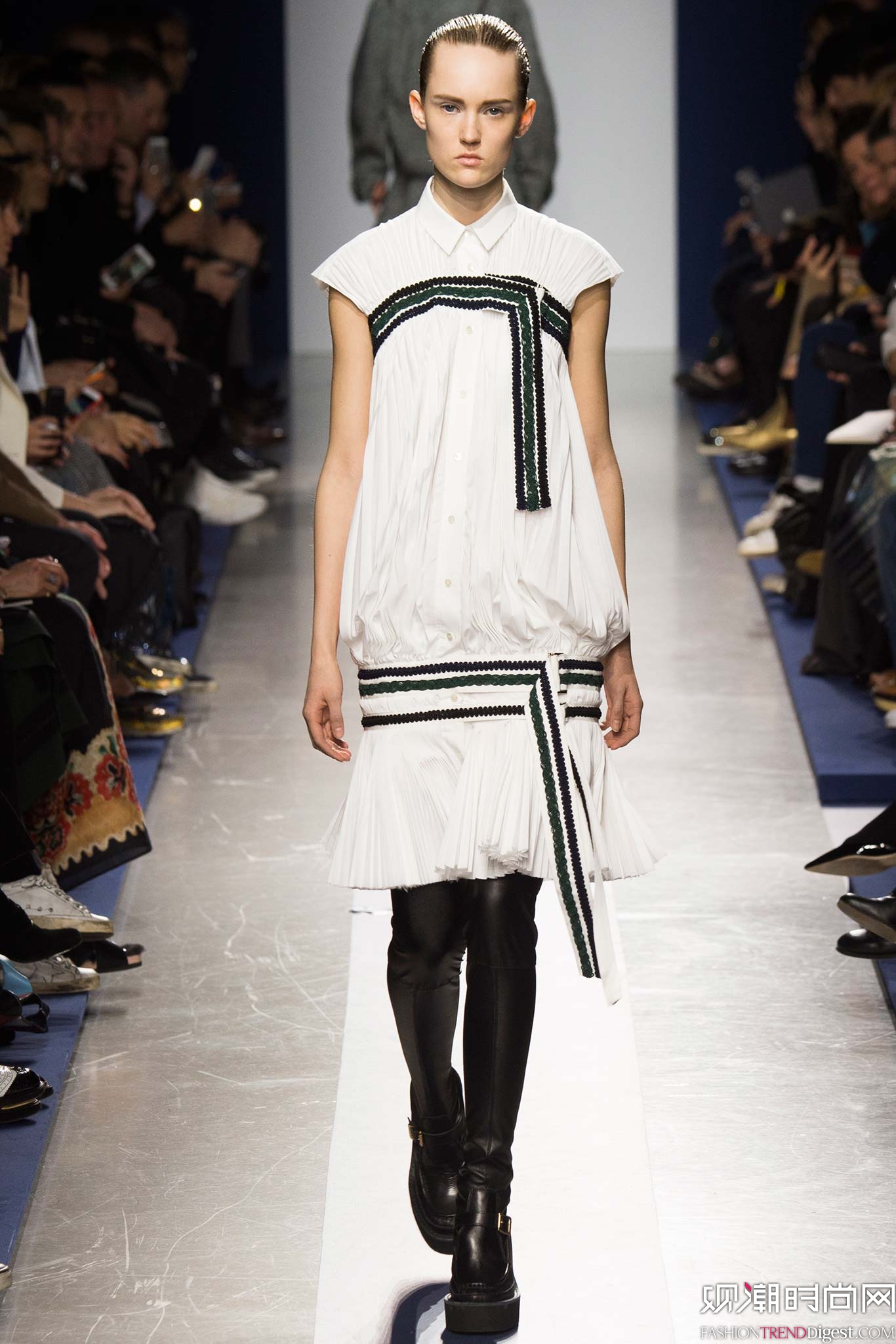 Sacai 2015ﶬʱװϵ㳡ͼƬ