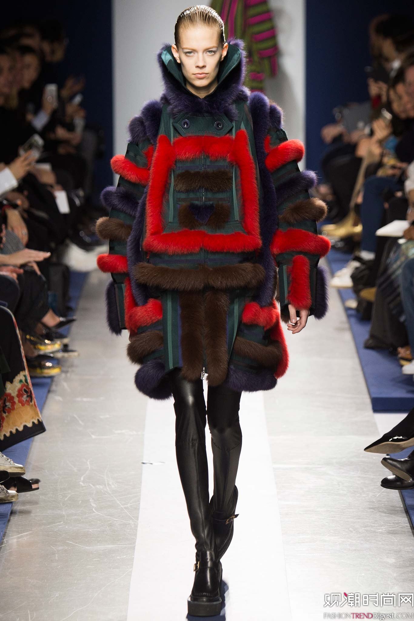 Sacai 2015ﶬʱװϵ㳡ͼƬ