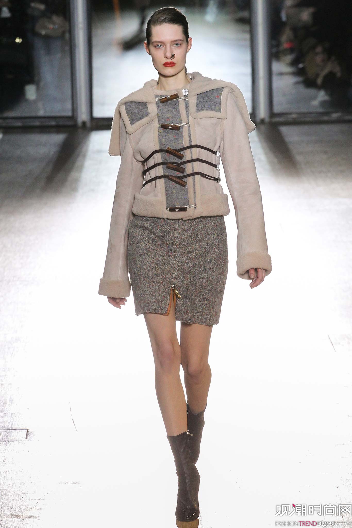 Acne Studios 2015ﶬr(sh)b(chng)DƬ