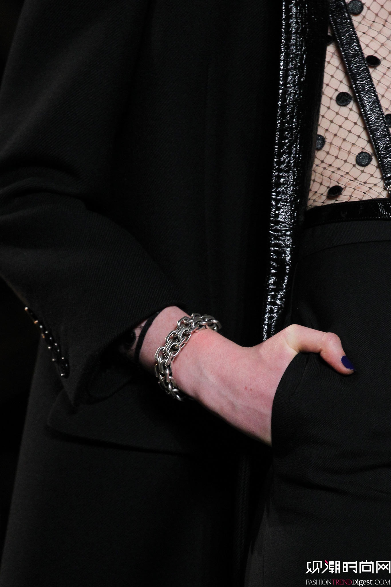 Saint Laurent 2015�ﶬʱװ��ϵ���㳡����ͼƬ