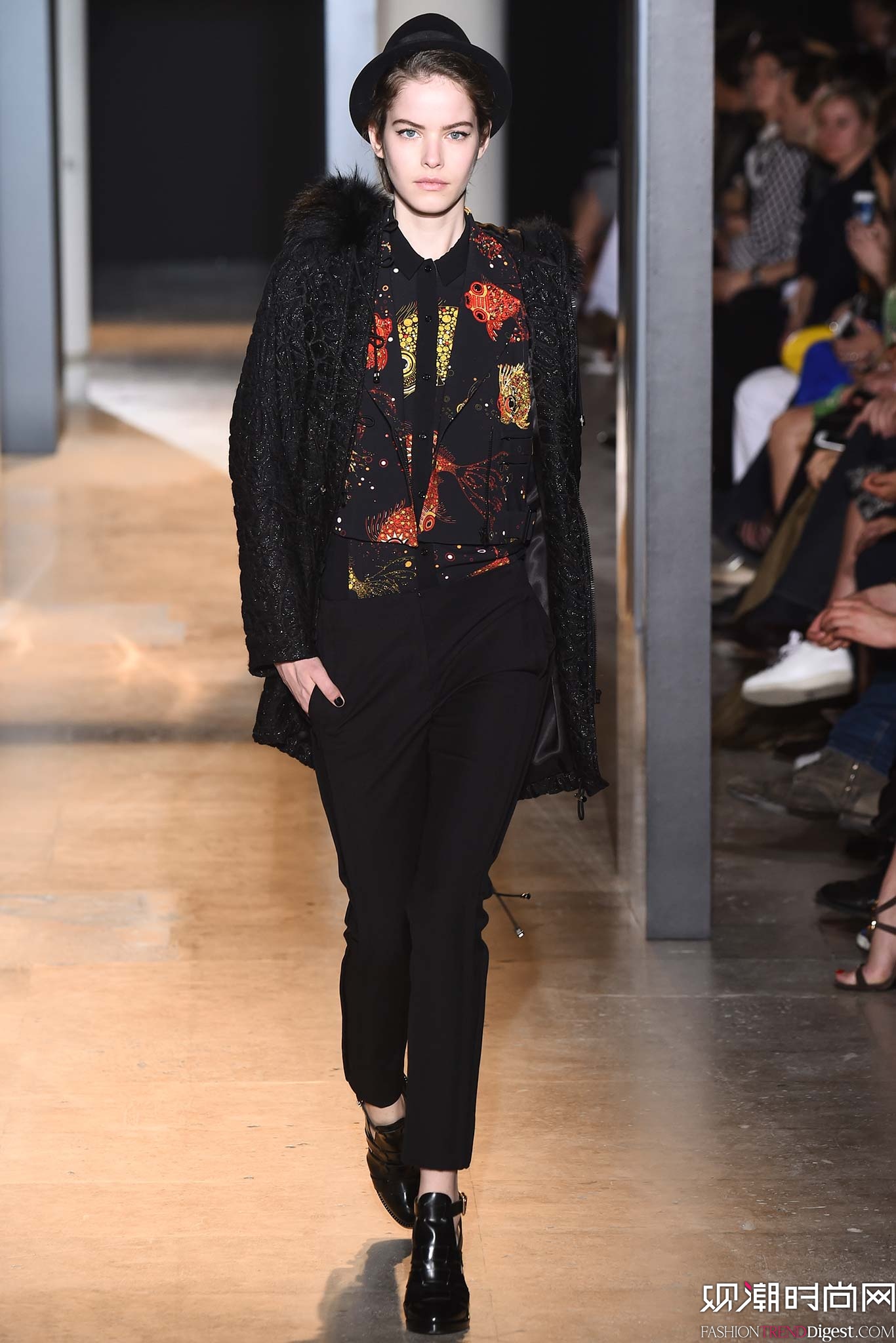 John Galliano 2015ﶬʱװϵ㳡ͼƬ