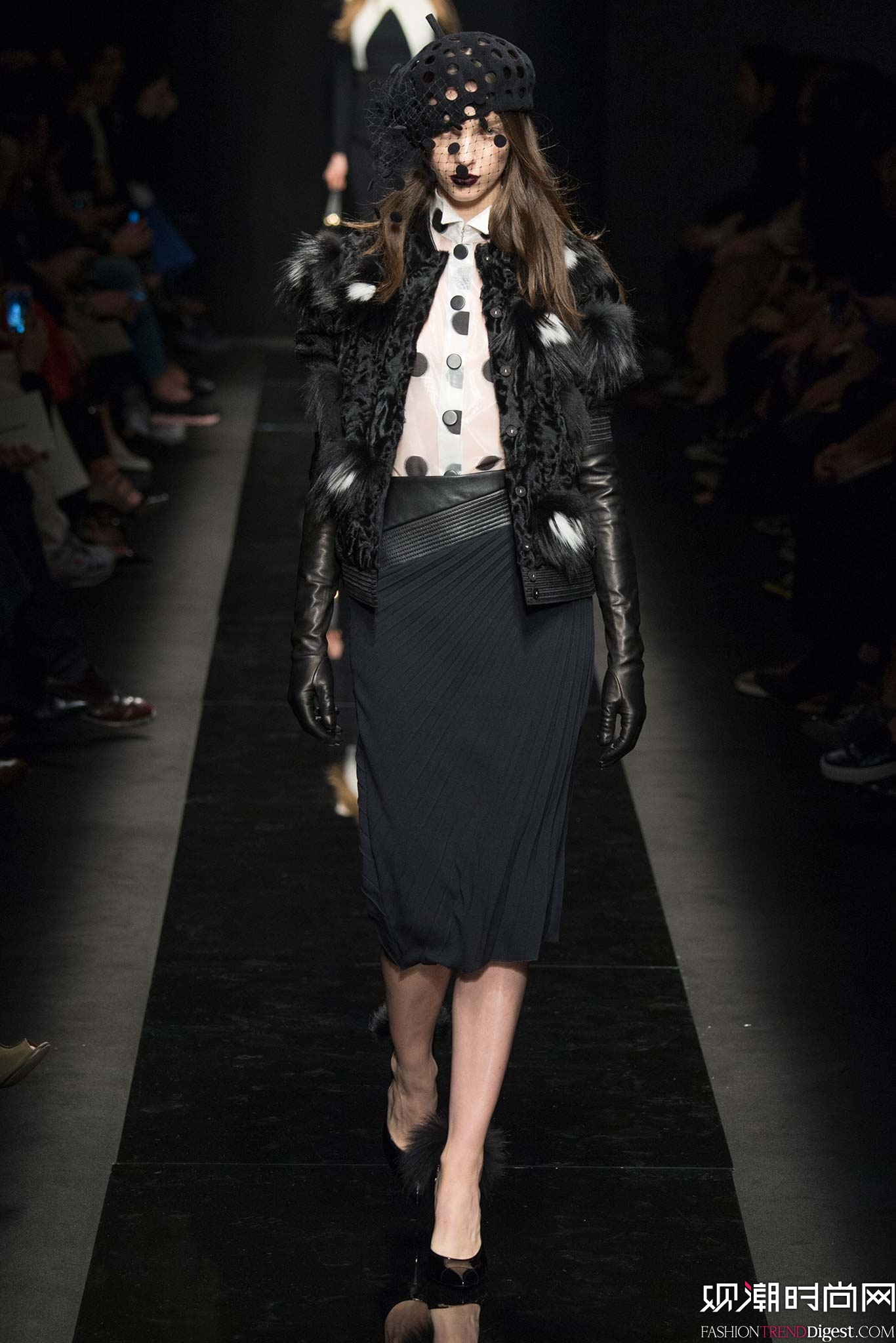 Emanuel Ungaro 2015ﶬʱװϵ㳡ͼƬ