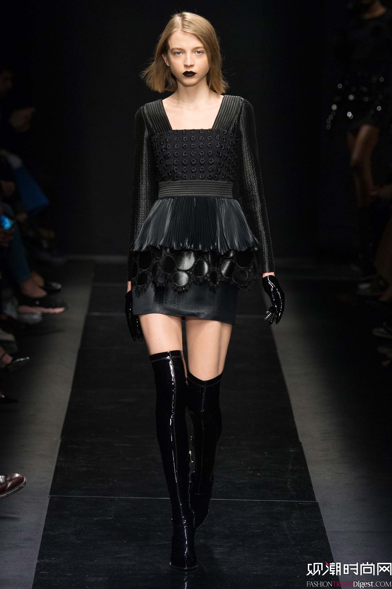 Emanuel Ungaro 2015ﶬrbϵDƬ