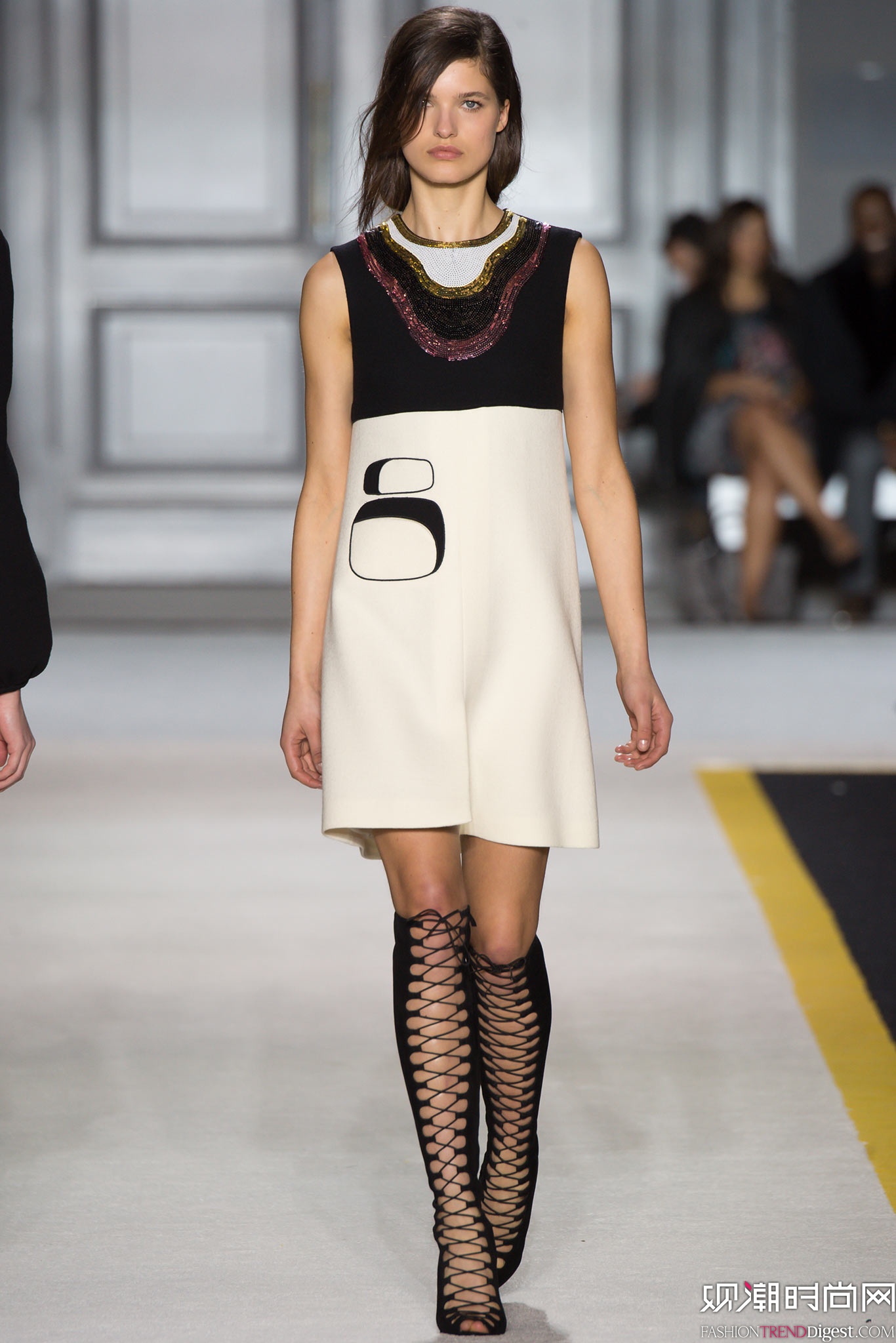 Giambattista Valli 2015ﶬʱװϵ㳡ͼƬ